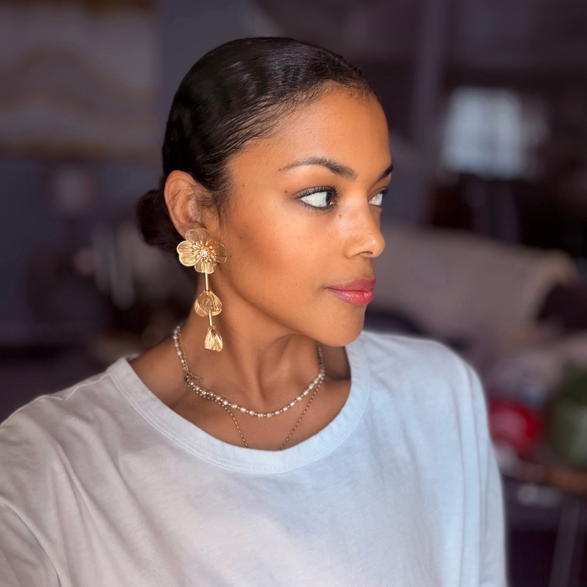 Wow these gorgeous statement earrings are a must have! Beautiful gold finish, lightweight, and so elegant! I even wore them with a trucker hat!  These are size small 🫶 Like this post, comment SHOP & I'II send you the links!
I am 5’5• 130Ib • 36B • 24/25 waist. All links can be found on @shopltk app following: @nursebeautypreneur
You must be following @nursebeautypreneur on IG
to receive the DM with links
outfit, summer outfit, easy casual outfit, 40s style, accessories

#LTKgrwm #LTKootd #LTKmomlife