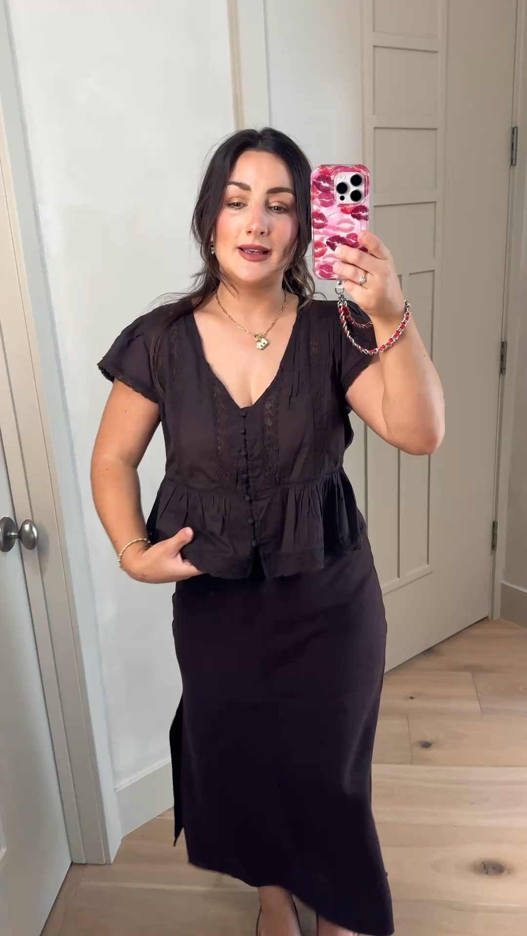 On sale!! 
Lace Peplum Top size Small Petite Linen-Blend Maxi Slip Skirt size Small Petite 

5’0” 140lbs

#LTKootd #LTKPetite #LTKSaleAlert