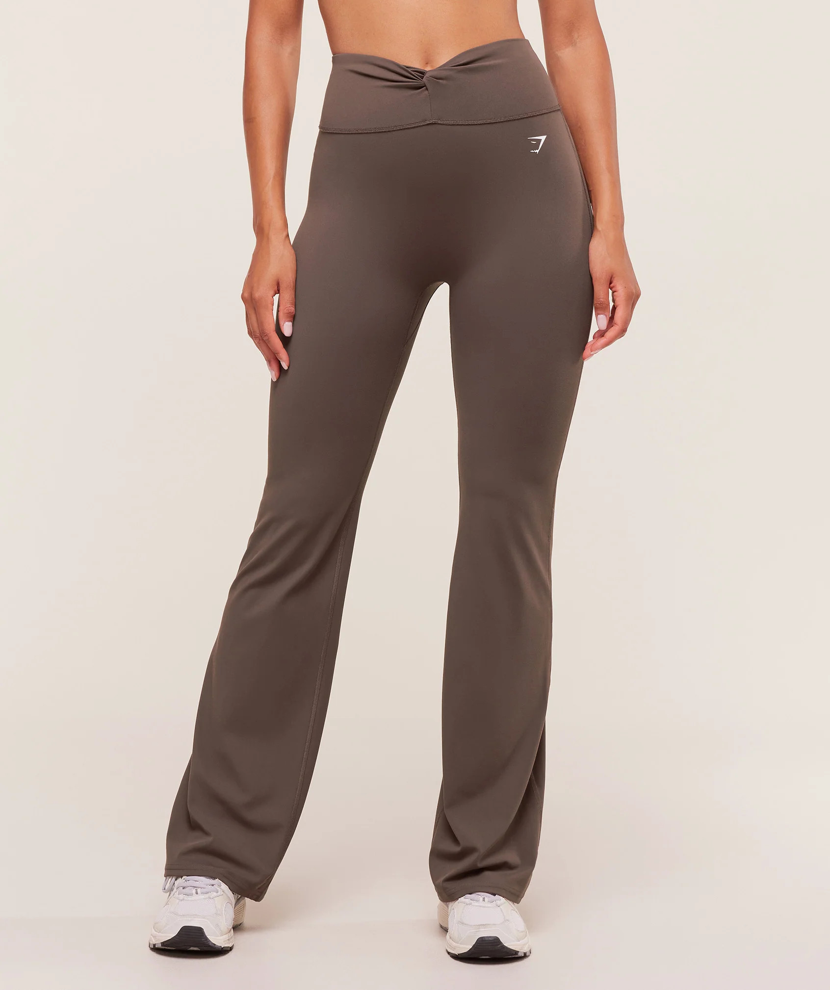 Gymshark Twist Front Straight Leg Legging - Walnut Brown | Gymshark US