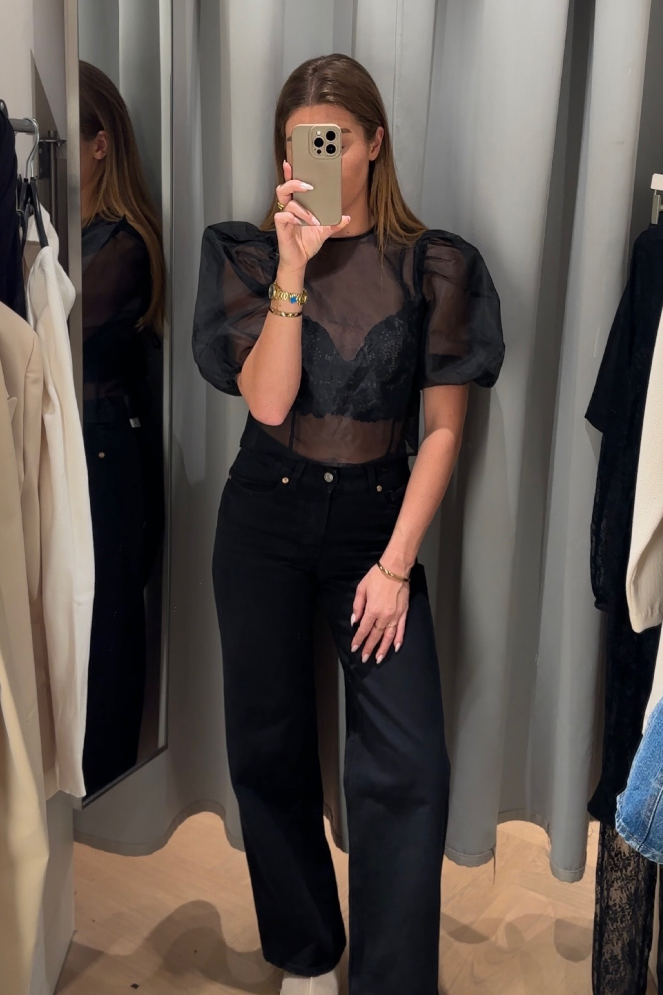black outfit from h&m with see-through top and puff sleeves 

Christmas outfit inspo

#LTKparties #LTKHoliday #LTKSeasonal