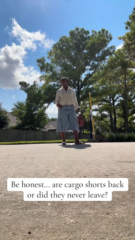 Cargo shorts are back 👀 And I’m styling them my way—easy, elevated, and summer-ready.

Shop this look on my LTK ✨
Follow for more personal style + summer outfit ideas.

#LTKStyle #SummerOutfits #CargoShorts #Over40Style #PersonalStyle

#LTKOver40 #LTKTravel #LTKmomlife