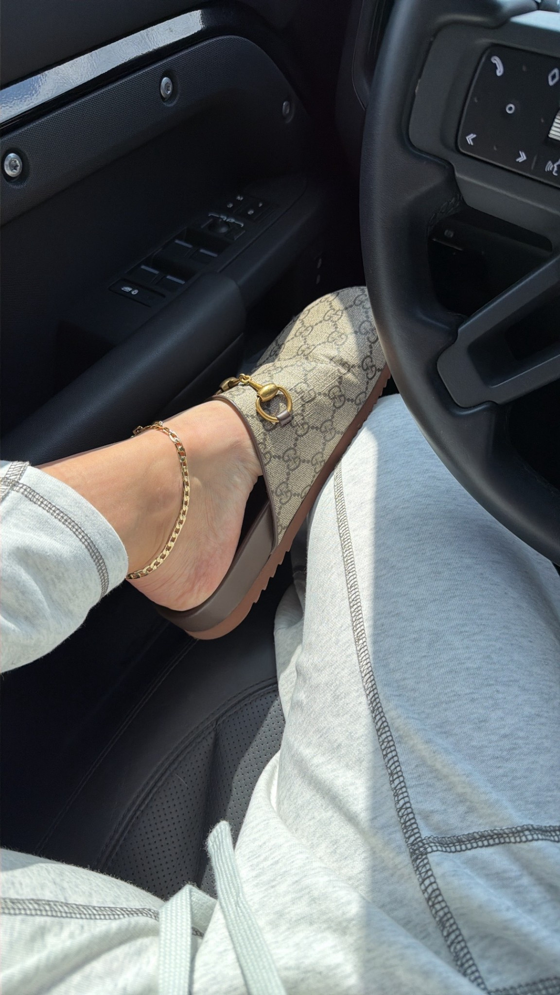 Gucci clogs true to size 