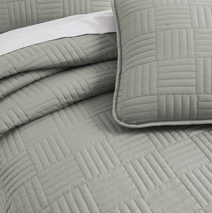 Grid Oversized Quilt Set | Nordstrom Rack