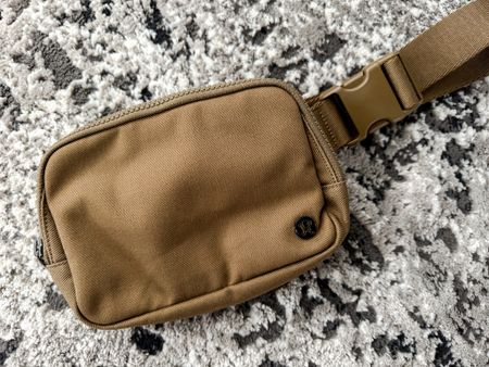 The new beautiful canvas belt bag is probably my favorite. It comes in White (Natural) with black trim  and this Artifact color. 1L size. Under $40. 

#beltbag #lululemon #everywherebeltbag #lulubag

#LTKstyletip #LTKfindsunder50 #LTKitbag