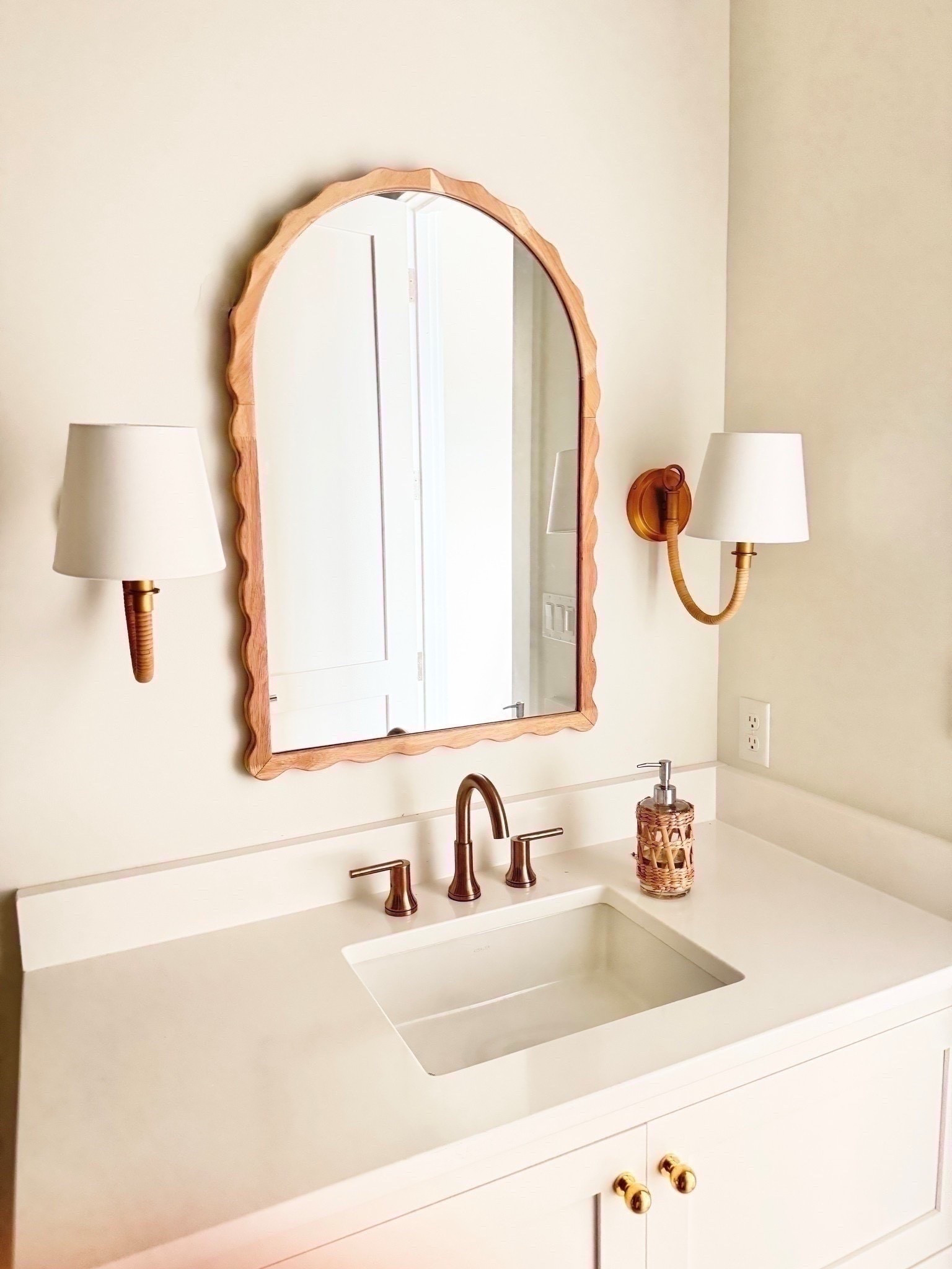 Vanity mirror and lighting  🙌🏻🙌🏻

Vanity mirror, bathroom decor, bathroom vanity mirro 





#LTKHome #LTKStyleTip #LTKSeasonal

#LTKmorningroutine #LTKHome #LTKFindsUnder100

#LTKHome #LTKdayinmylife

#LTKSeasonal #LTKHome
#LTKSeasonal #LTKootd #LTKHome

#LTKHome