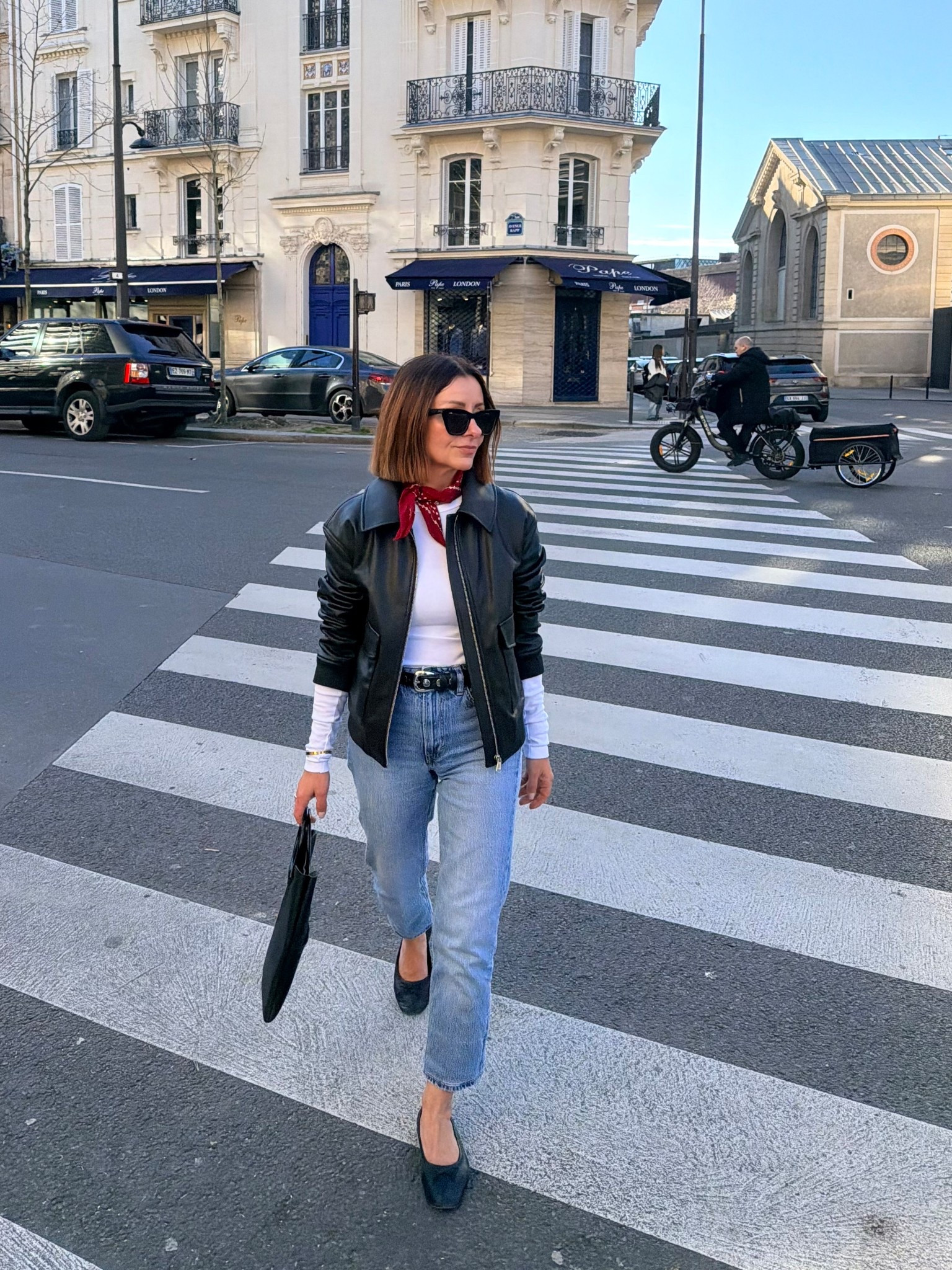 Paris day one 🇫🇷

I’ve linked similar pieces 