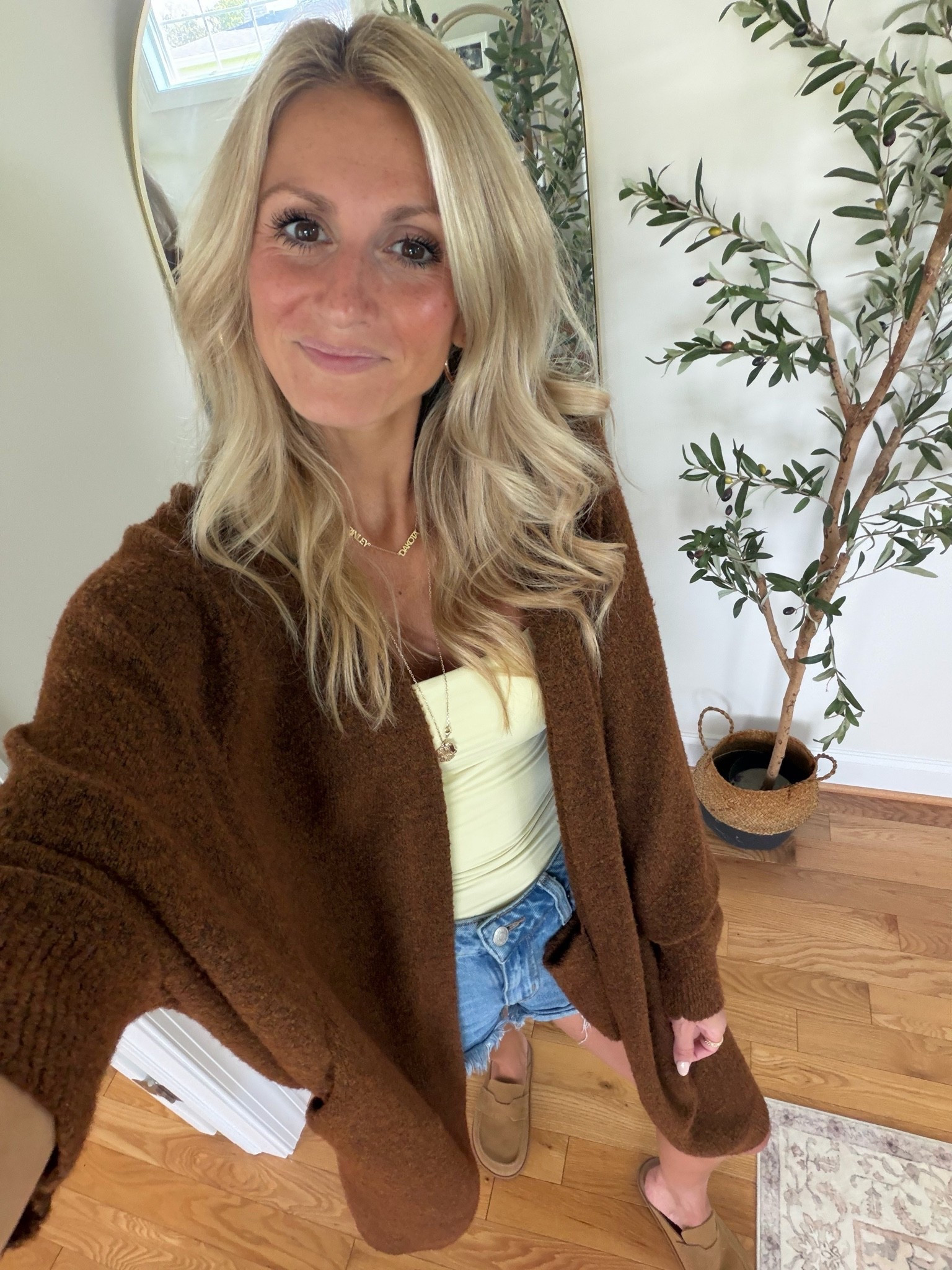 Best cardigan ever

#LTKgrwm #LTKCon #LTKPetite