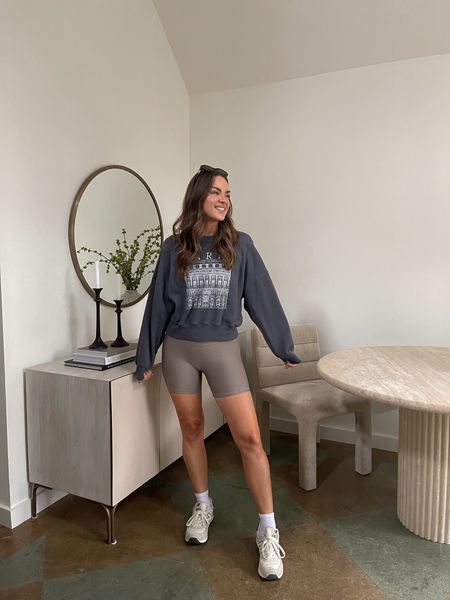 My graphic sweatshirt is on sale for 15% off AND you can get an extra 20% off your order with code: YPBAF. I'm wearing a size S in the sweatshirt. 

#LTKsalealert
