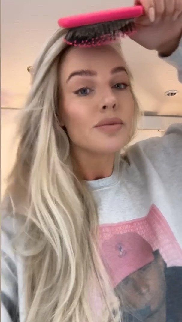 #LTKVideo 

#LTKStyleTip #LTKBeauty