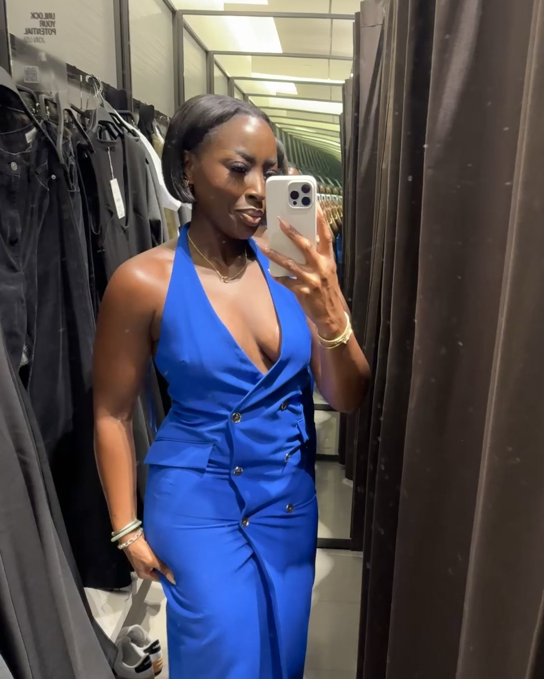 I had to show you this blue suit dress from ZARA, even though the L was too tight. It’s sooooooo cute! If you’re my size up to an XL. 

#LTKStyleTip #LTKBeauty