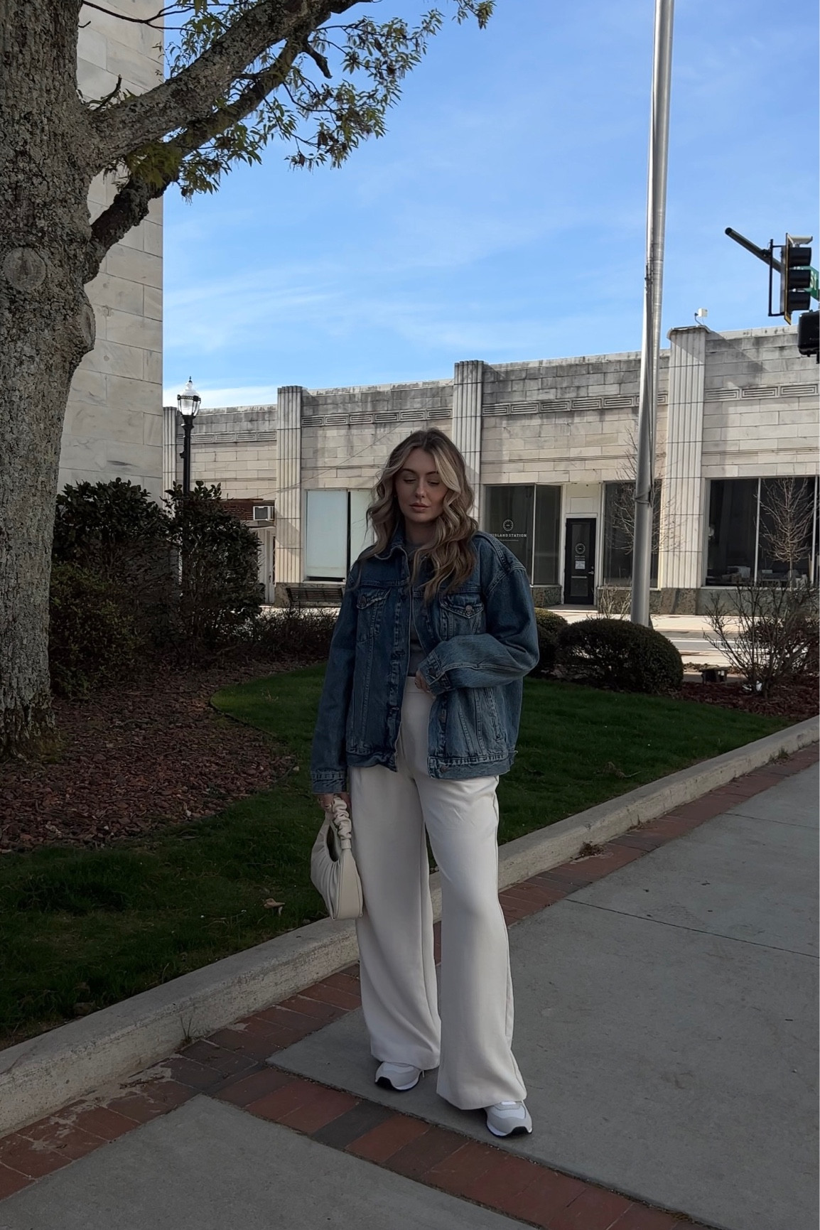 an easy go-to outfit 💞

#LTKunder50 #LTKshoecrush #LTKstyletip