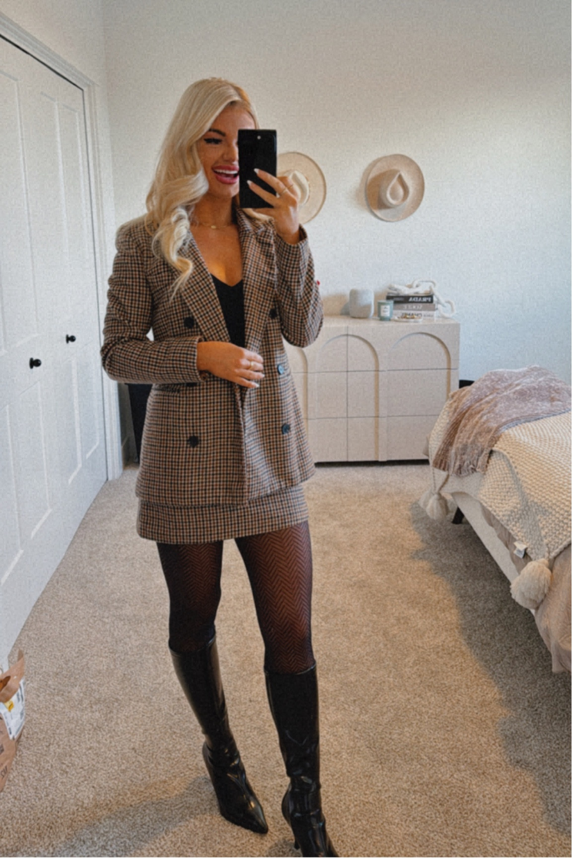This business set is everything! Do yourself a favor, feel put together & get this little sassy number! 💫

#LTKstyletip #LTKbeauty #LTKworkwear