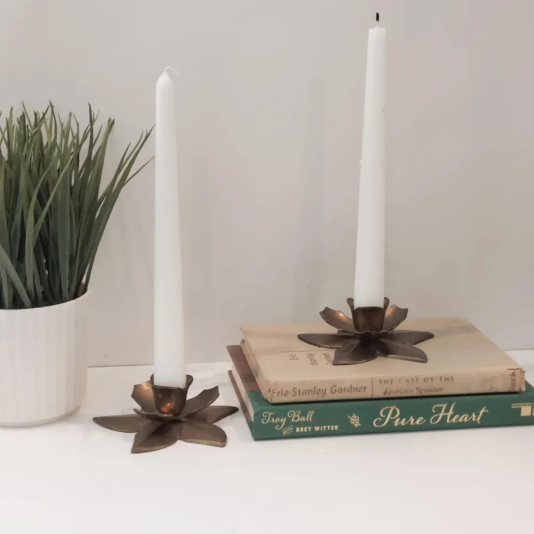VTG Lovely Brass Lotus Flower Candlesticks Farmhouse to Boho Candle Holders-40's Patina Brass Lot... | Etsy (US)