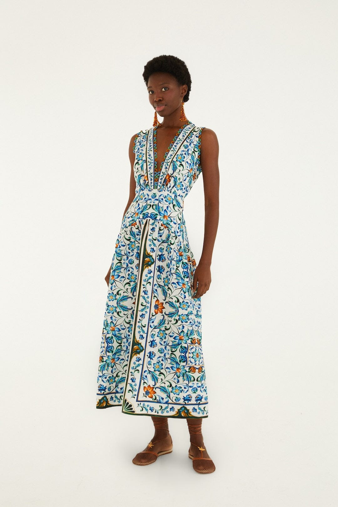 Off-White Flora Tile Scallop Euroflax Premium Linen Maxi Dress | FARM Rio | FarmRio (US)