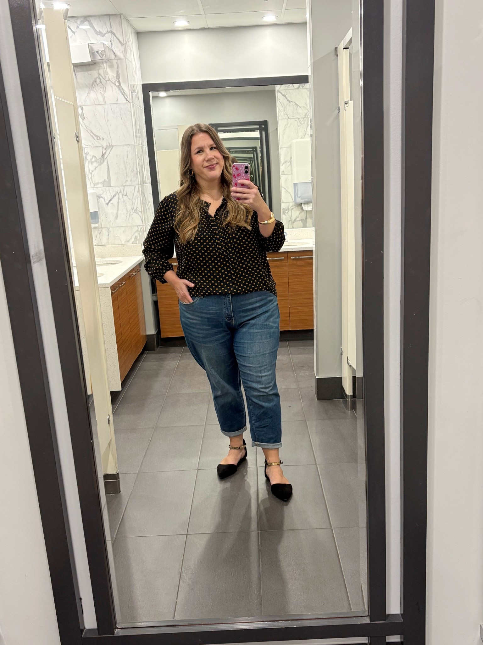 Sunday outfit 

Amazon
Gold jewelry
Cropped jeans
Dress shoes
Velvet shoes 


#LTKcurves #LTKmidsize #LTKstyletip