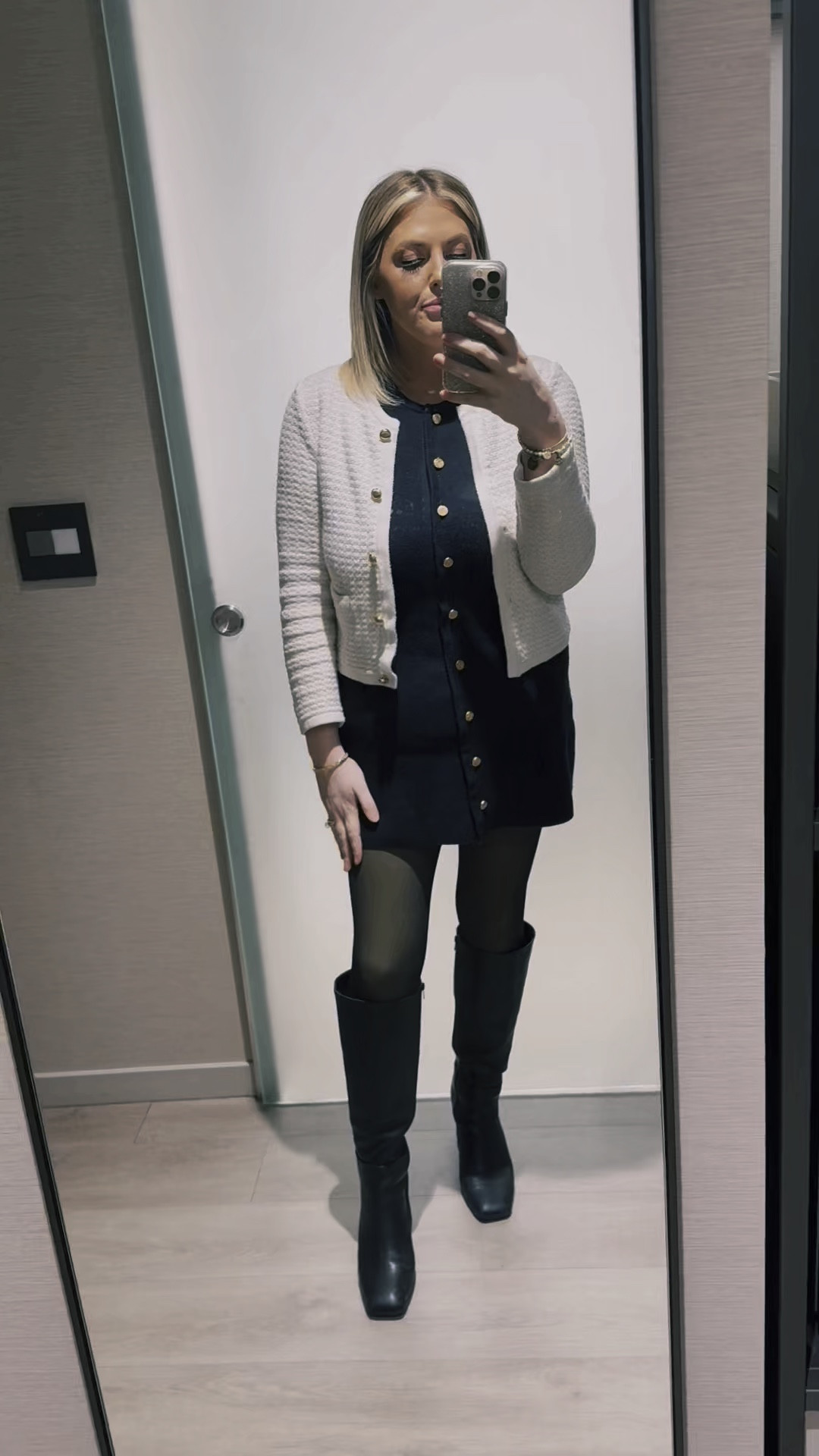 What I wore to my client’s corporate office today as a senior manager in consulting 

#LTKMidsize #LTKStyleTip #LTKWorkwear