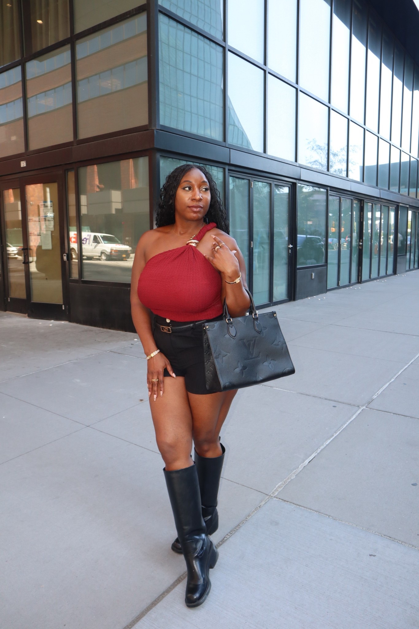 Loving my new H&M top 

#LTKBeauty #LTKMidsize #LTKStyleTip