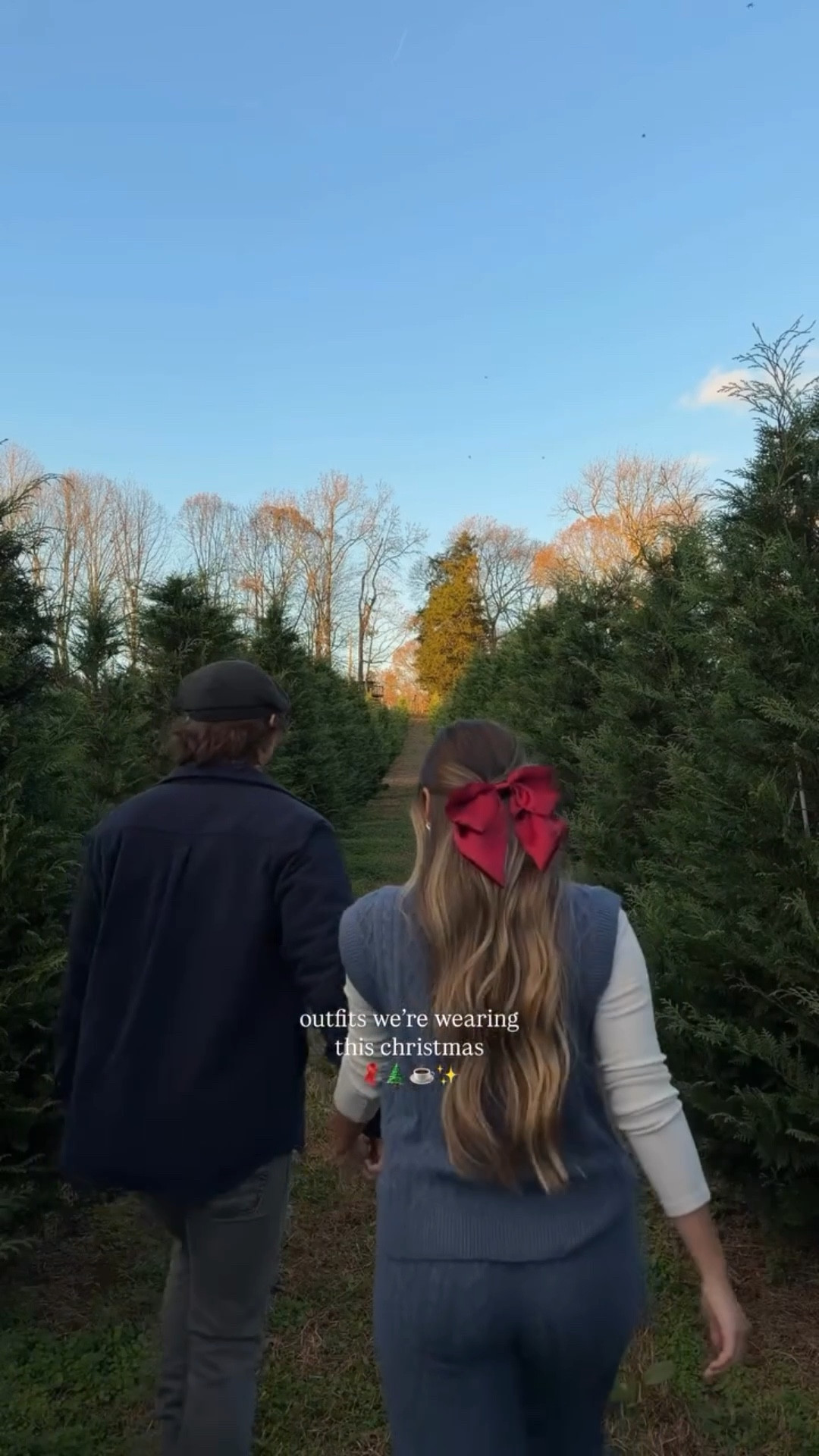 wearing @southernshirt🌲🥰🫶🏼 use code: JAMESANDMEG20 for $$ off!! Which cozy look is your favorite - 1 or 2?!

#christmasseason #christmasoutfits #cozyoutfits #whatwewore #decemberdays #christmastreefarm #holidayoutfits