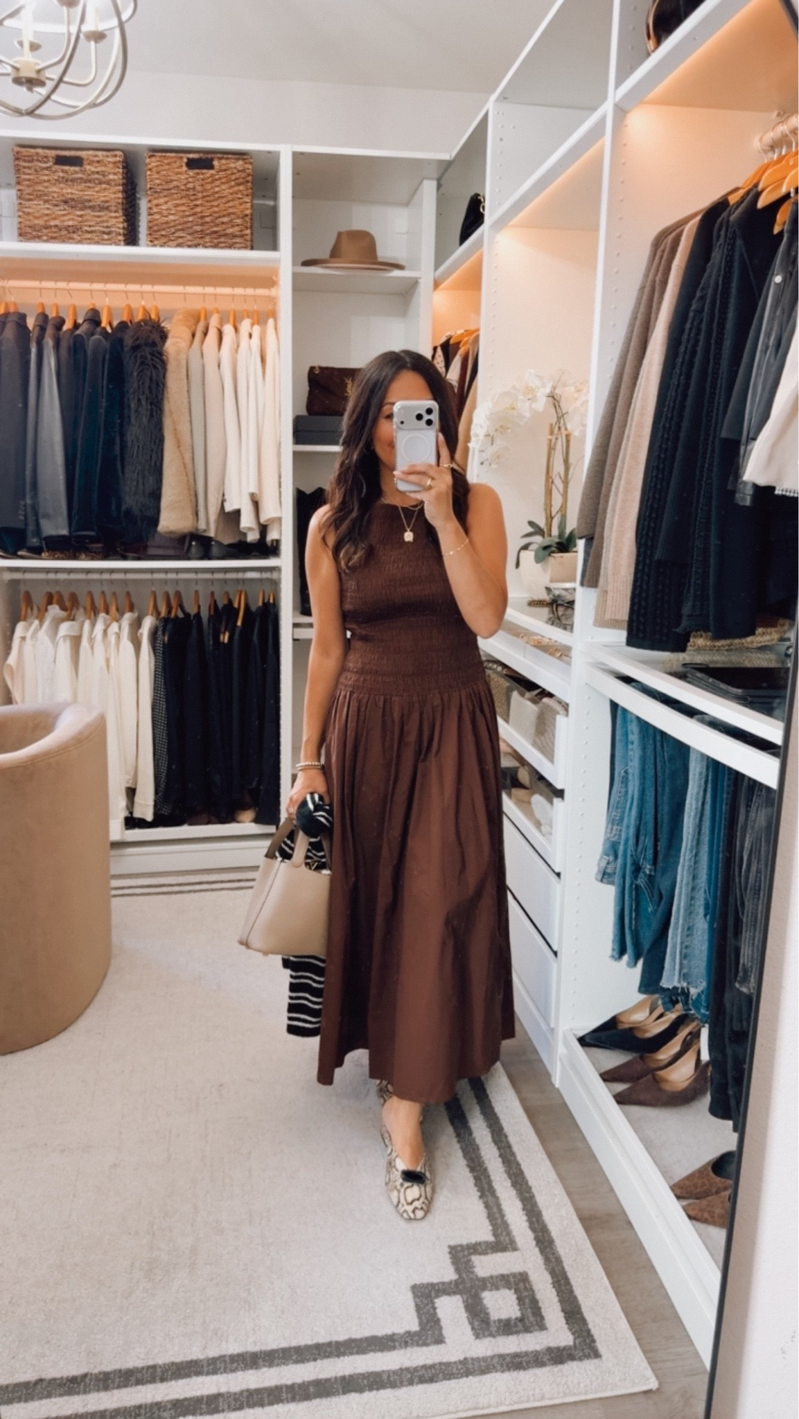 Dress is super flattering and perfect for transitional weather🍂 fits TTS

#LTKOver40 #LTKSeasonal #LTKootd