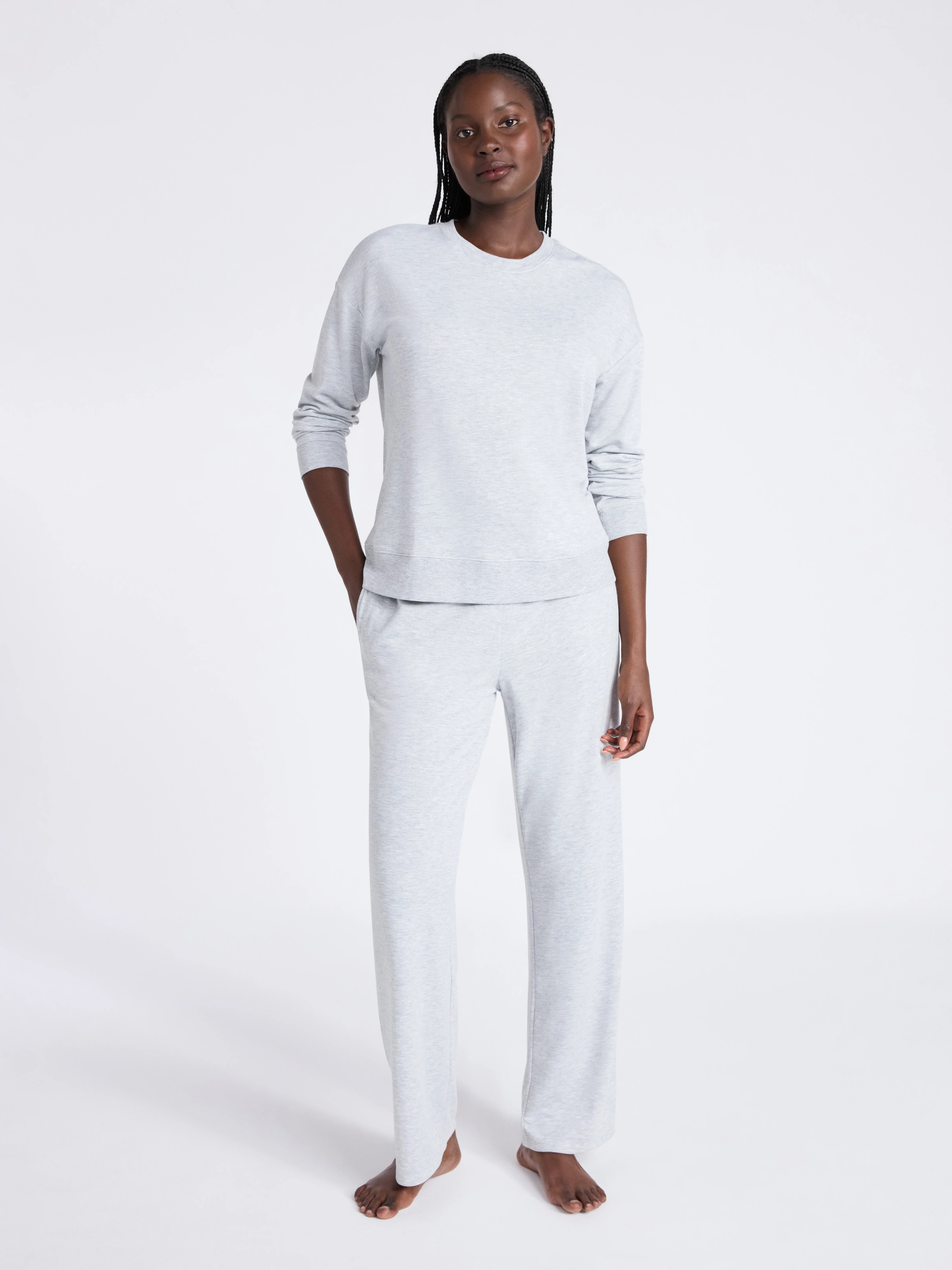 Joyspun Women's Fleece Long Sleeve Top and Straight Leg Pants Lounge Set, 2-Piece, Sizes XS-3X | Walmart (US)