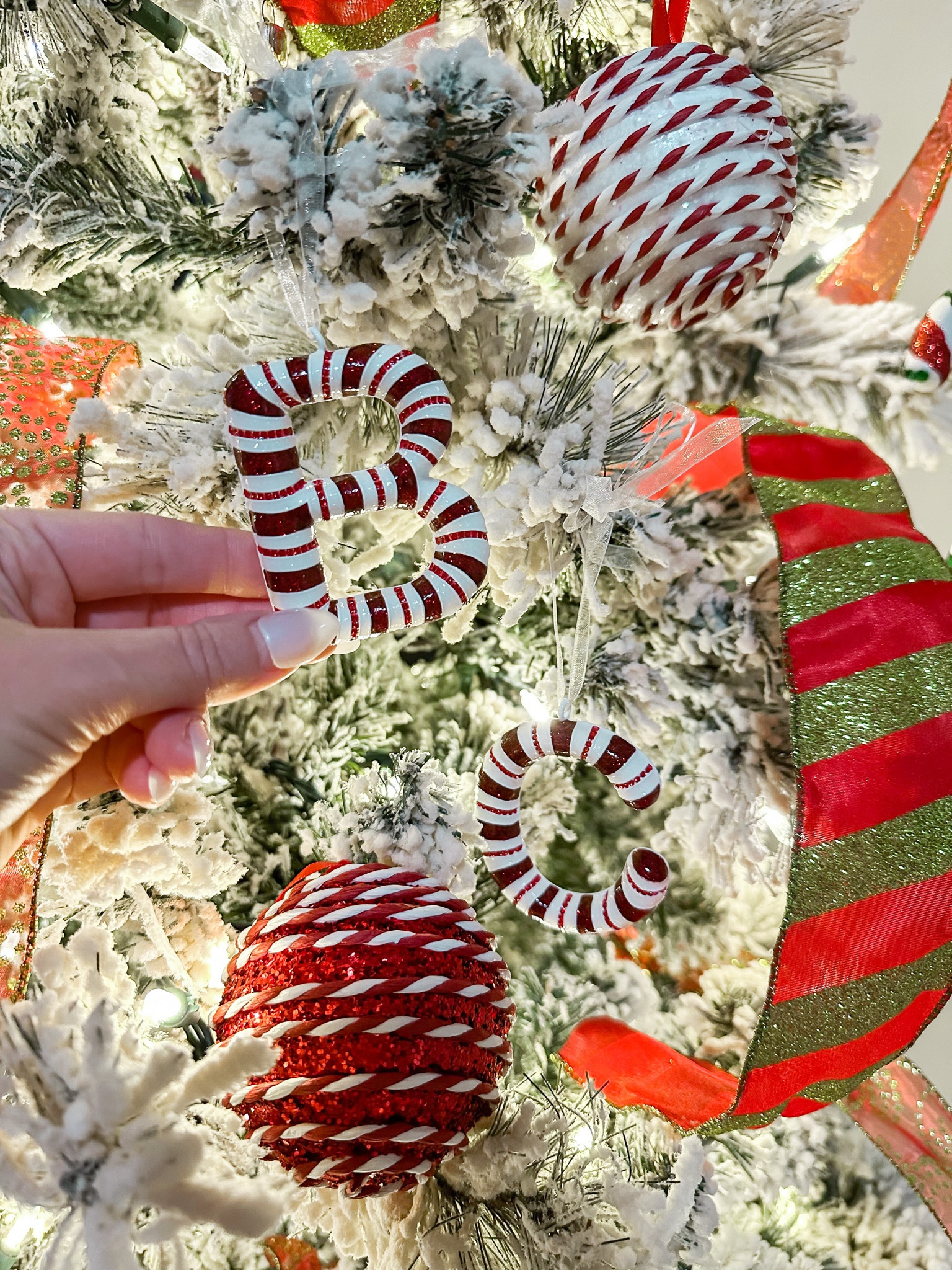 Cutest gifts personalized ornaments! Love these candy cane initials ❤️🎁

#LTKGiftGuide #LTKHoliday