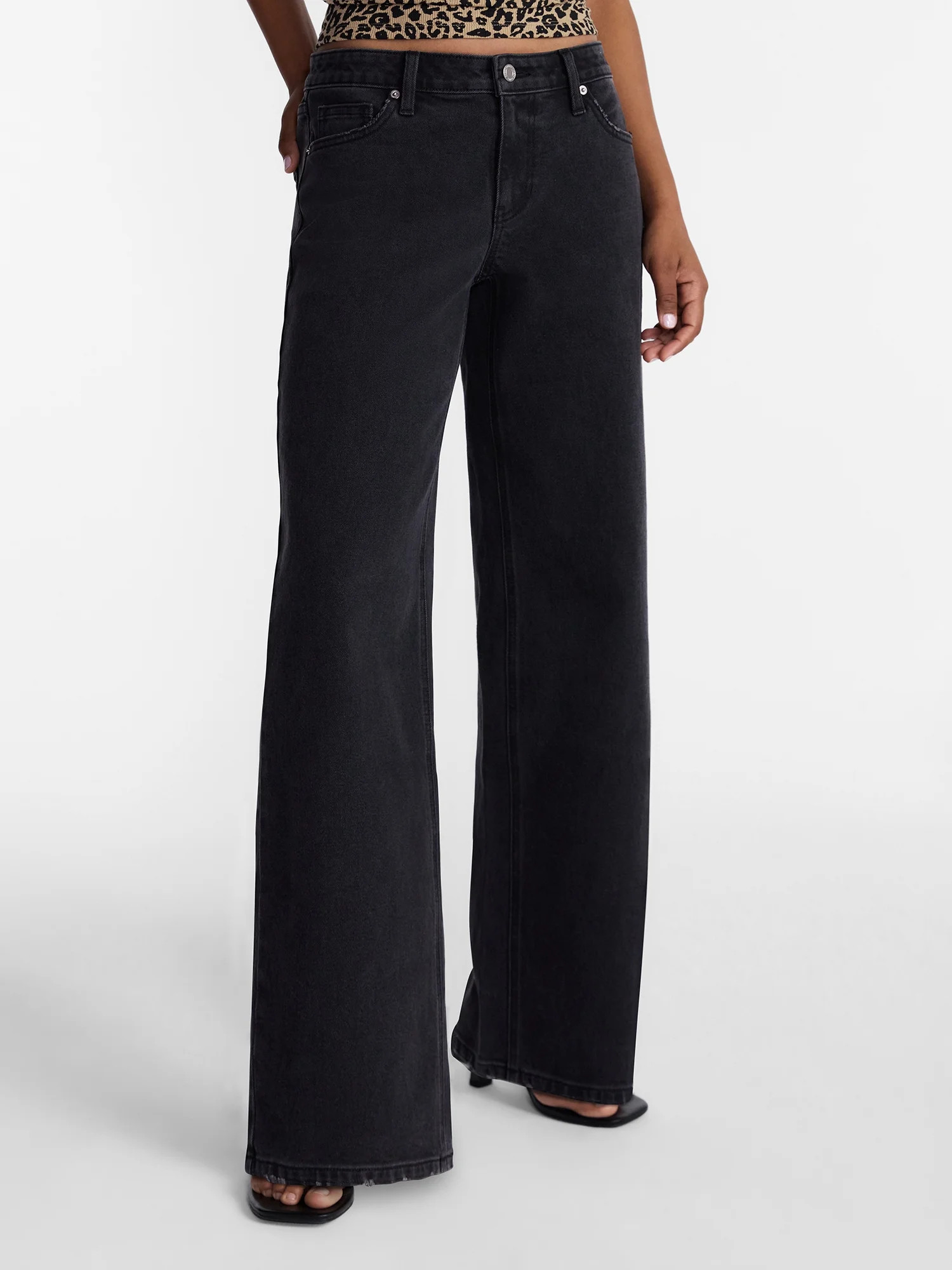 No Boundaries Mid Rise Baggy Jeans, 29", 31", 33" Inseams, Women's Sizes 00-24W | Walmart (US)