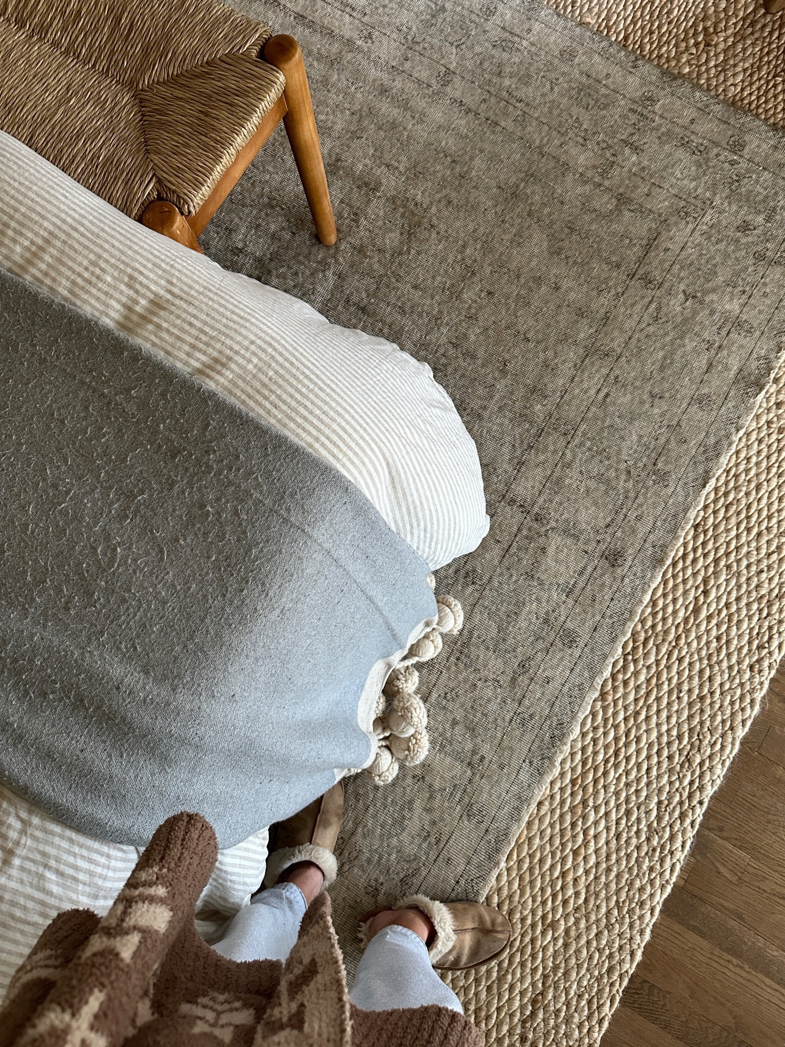 Layered rug perfection 🤎🩵

Vintage rug, sale alert, on sale, sale, jute rug, rugs USA, vintage, thrifted, secondhand, bedroom, bedroom decor, home decor, bedding 

#LTKhome #LTKfindsunder50 #LTKMostLoved