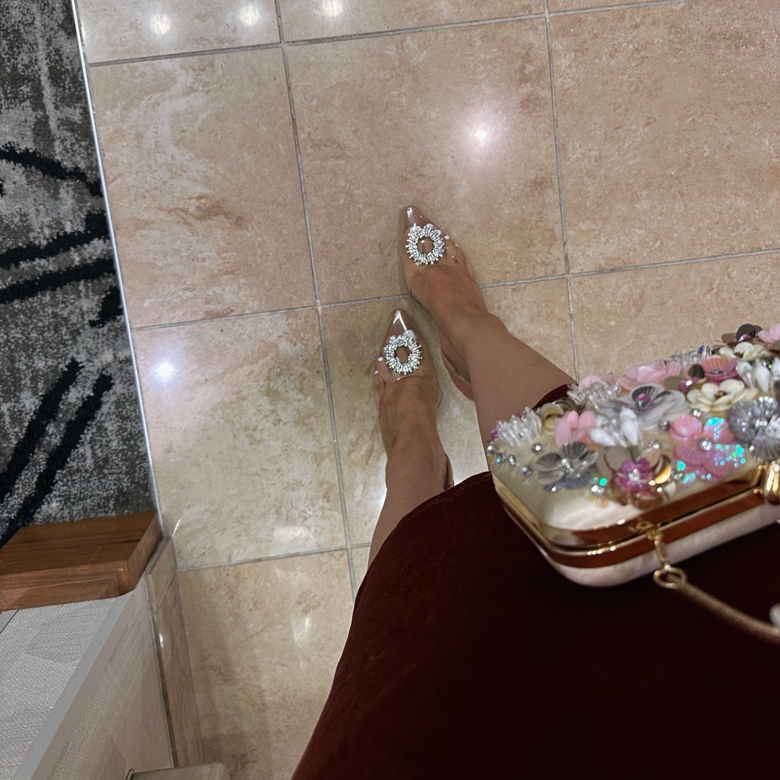 A moment for these Target heels! Wore these to a Christmas party last night & these were pleasantly comfortable for someone who doesn’t wear heels often! 

Linking these and similar ones :) I always size up one size my heels for maximum comfort! 

These also have “air vents” on the side of the shoes that does not take away from the design of these beautiful shoes! No foggy shoes here 🙌🏻 



Sparkle Heels
Sparkle Shoes
Sparkle 
Holiday Glam
Holiday Shoes
Glitter Shoes
Glitter Heels
Christmas Heels
Party Shoes
Target 
#holidayshoes
#holidayheels
#partyshoes
#target
#christmasparty
#christmas

#LTKHoliday #LTKshoecrush #LTKmidsize