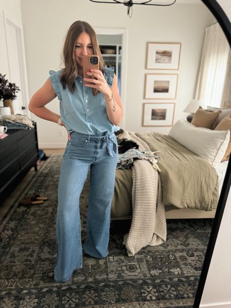 The cutest wide leg jeans! I bought the tall length and they are a little long on me 😅 super soft and comfortable! 40% off right now too  

#LTKSaleAlert #LTKFindsUnder50 #LTKMidsize