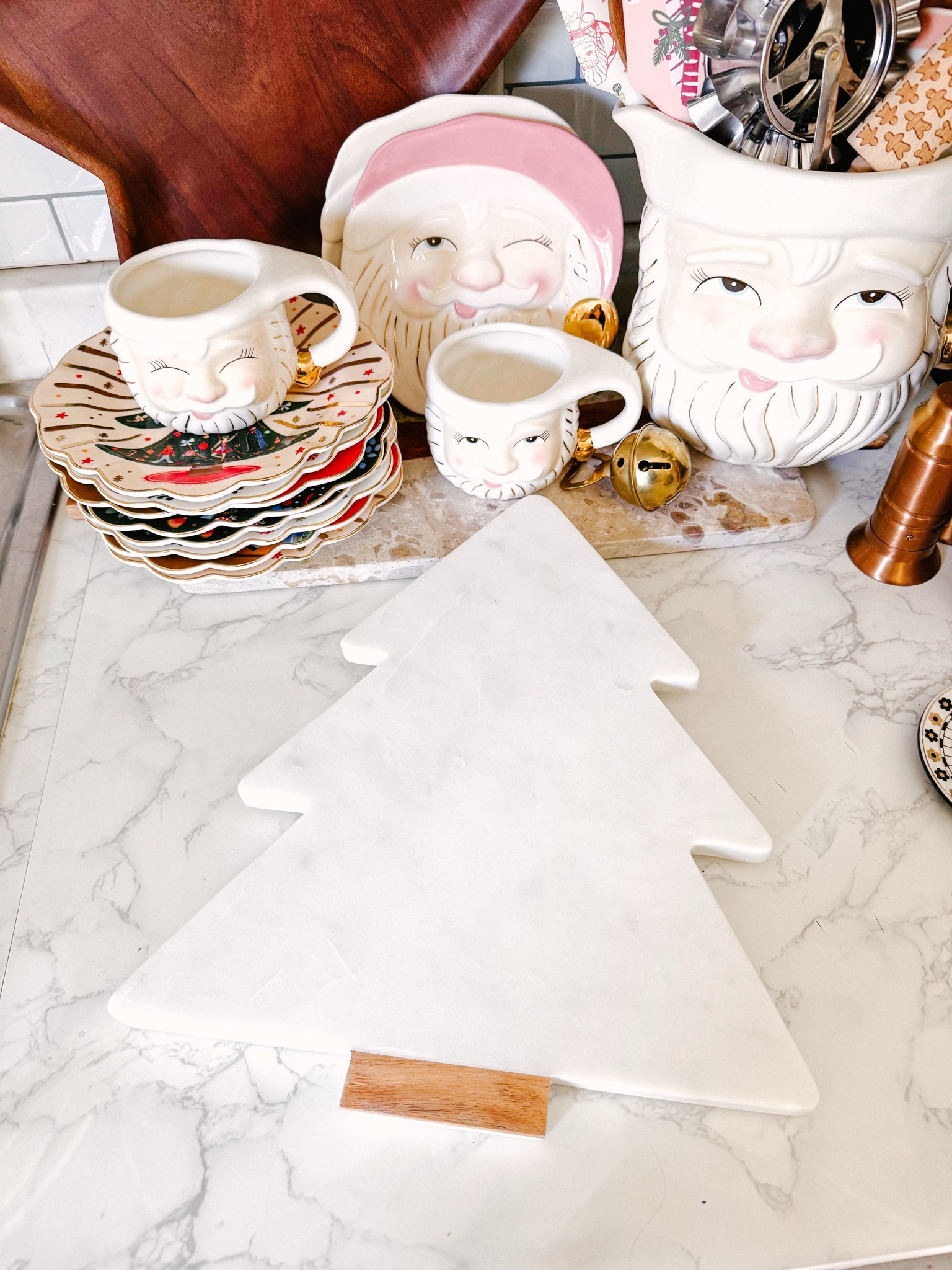 Fave kitchen decor all 30% off
Code: Anthro30

#LTKHoliday #LTKSaleAlert #LTKSeasonal