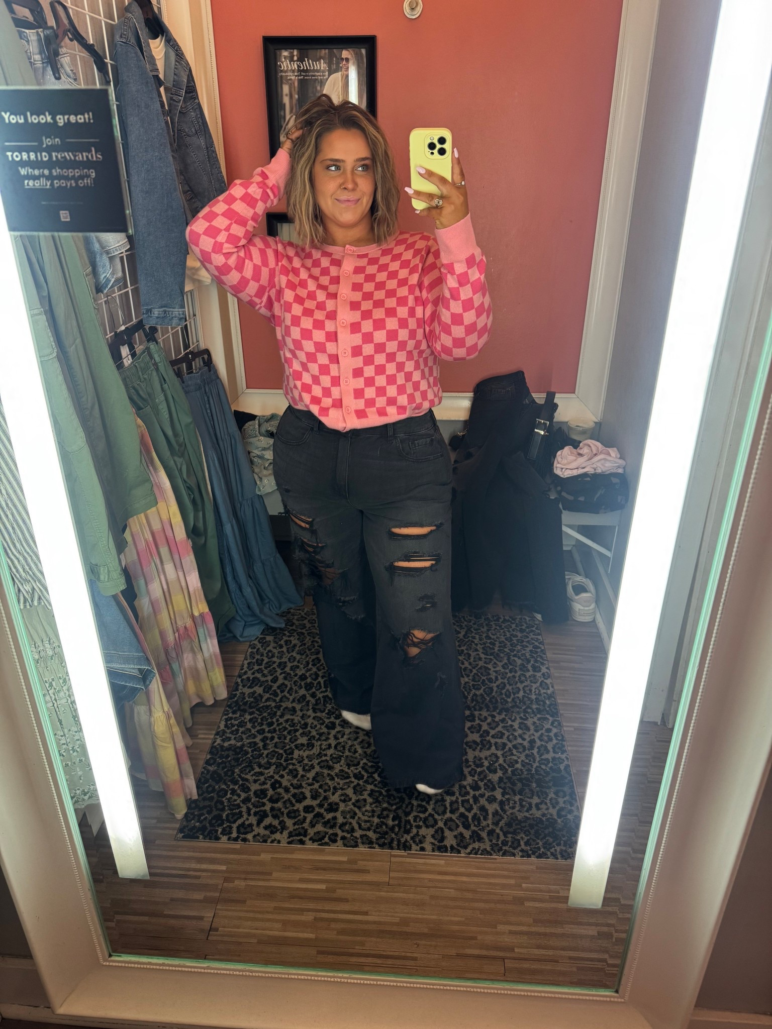 I am in love with these jeans. They’re SO comfortable!

#Size18Style
#CurvyStyle
#PlusSizeOutfits
#MidSizeFashion
#CurvyConfidence
#BodyConfidence