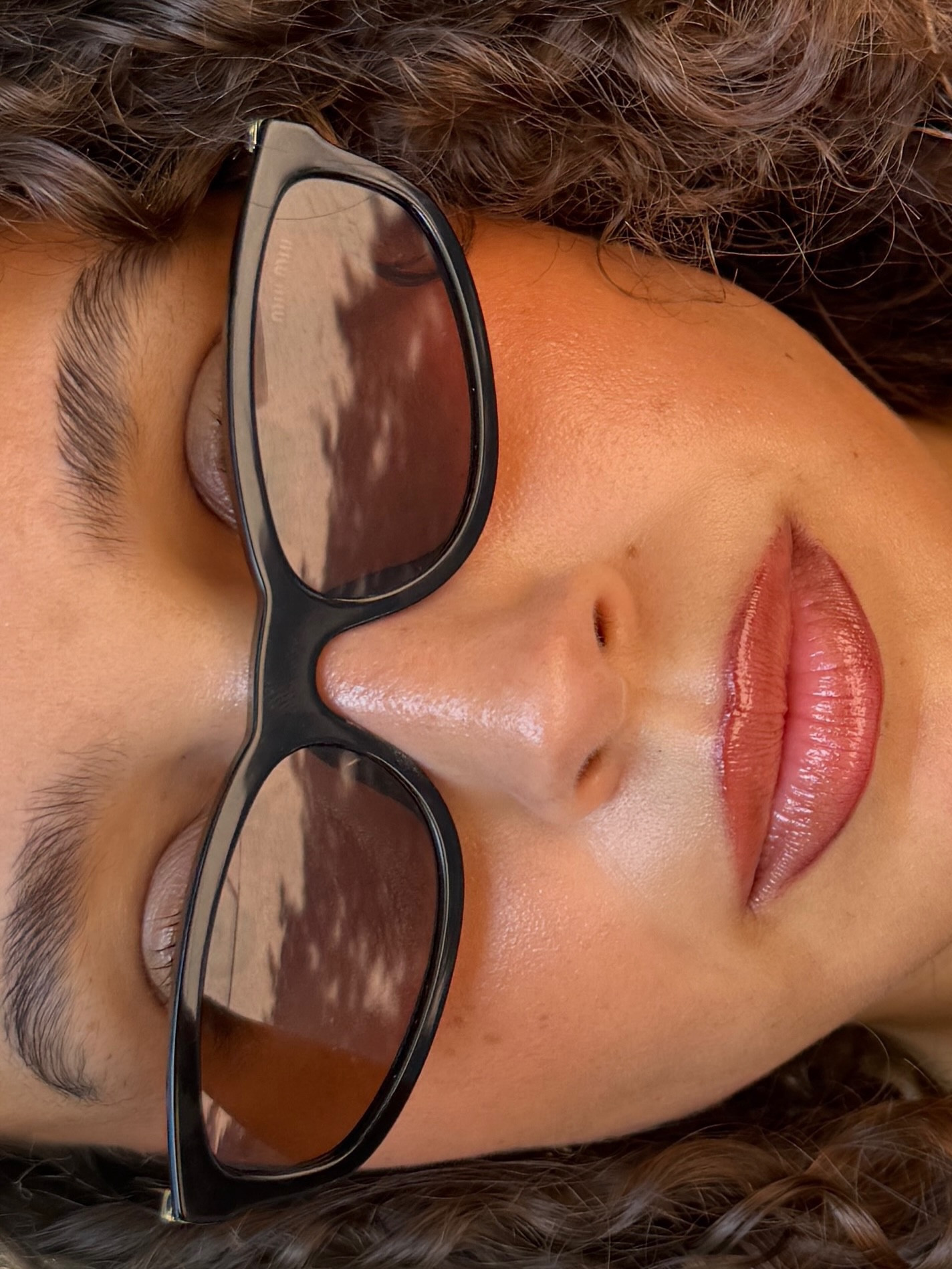 my new sunnies & sandals <3