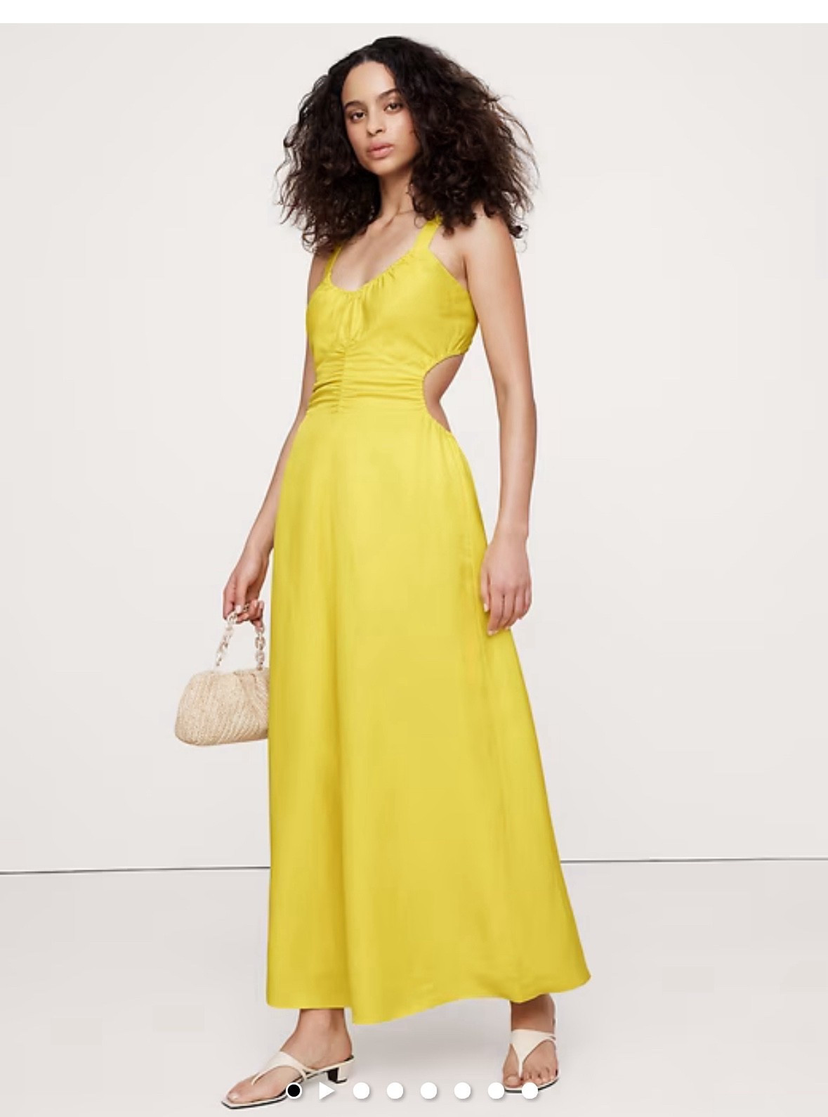 Wearing a size small

#LTKOver40 #LTKSaleAlert #LTKU