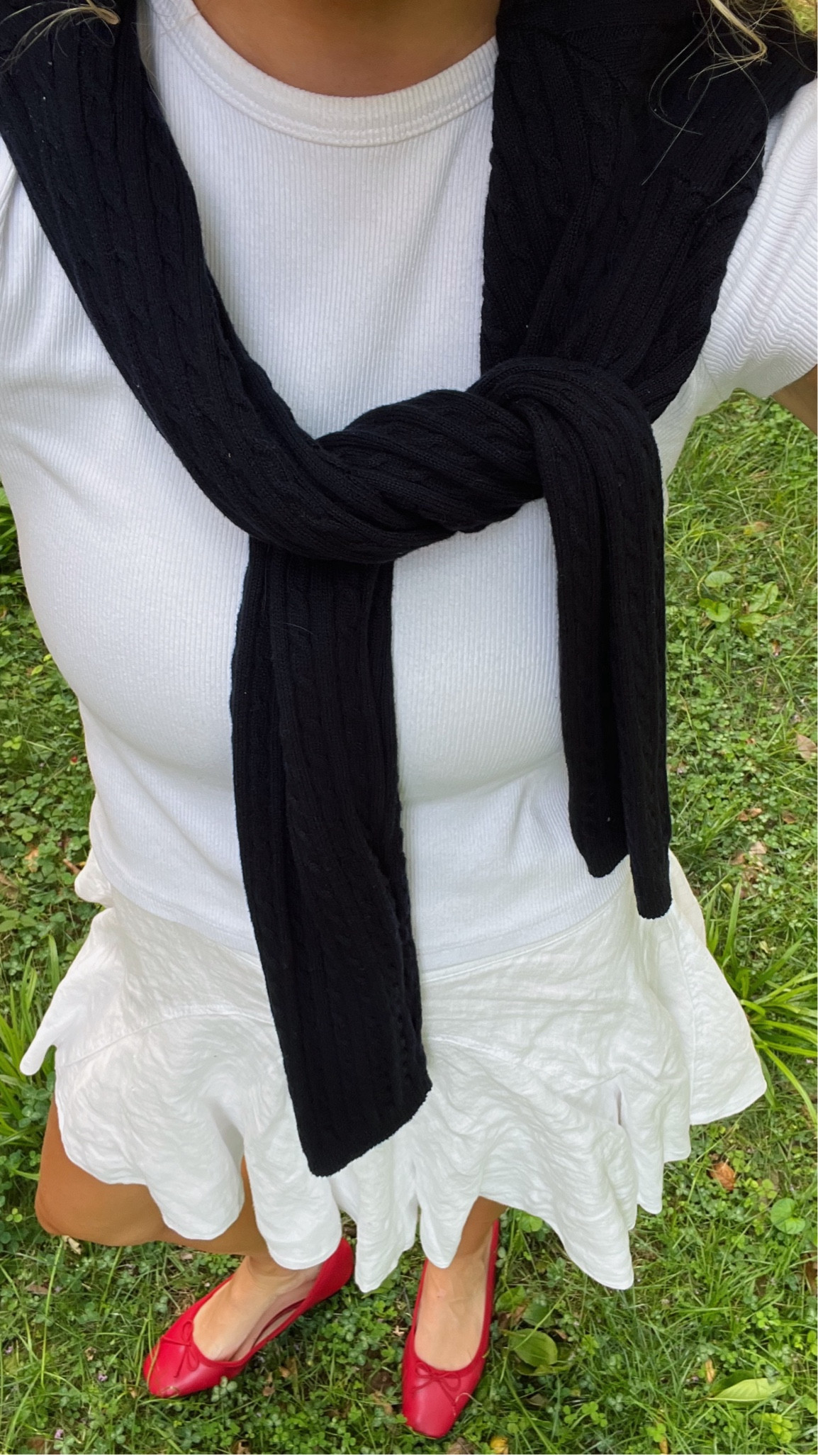 Out exploring today in this white outfit paired with a navy cardigan and red flats! Think this & these color combos are becoming my uniform…

/// Coastal style, Grandmillenial style, coastal grandmother, all white outfit, jcrew outfit, classic white tshirt 

#LTKSaleAlert #LTKSeasonal #LTKFindsUnder100