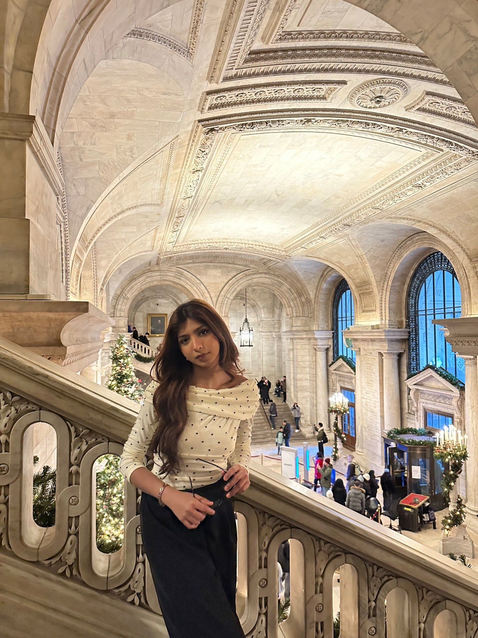 elegant night time polka dot outfithe's

#LTKmodest #LTKstyletip #LTKdatenight