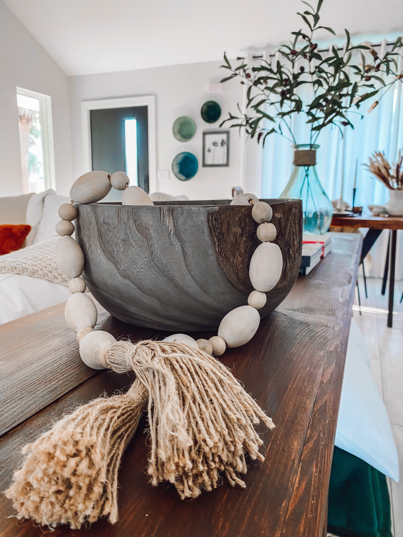 Console details 

#Amazon

#LTKhome #LTKunder50 #LTKstyletip