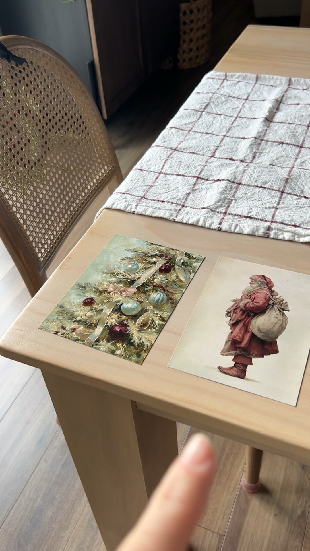 Christmas art from Etsy!

Digital downloads
Kitchen art
Pictures
Santa
Christmas tree
Holiday prints
Framed art 
Bath mat
Kitchen mat

#liketkit
@liketk.it

#LTKFindsUnder50 #LTKHome #LTKHoliday