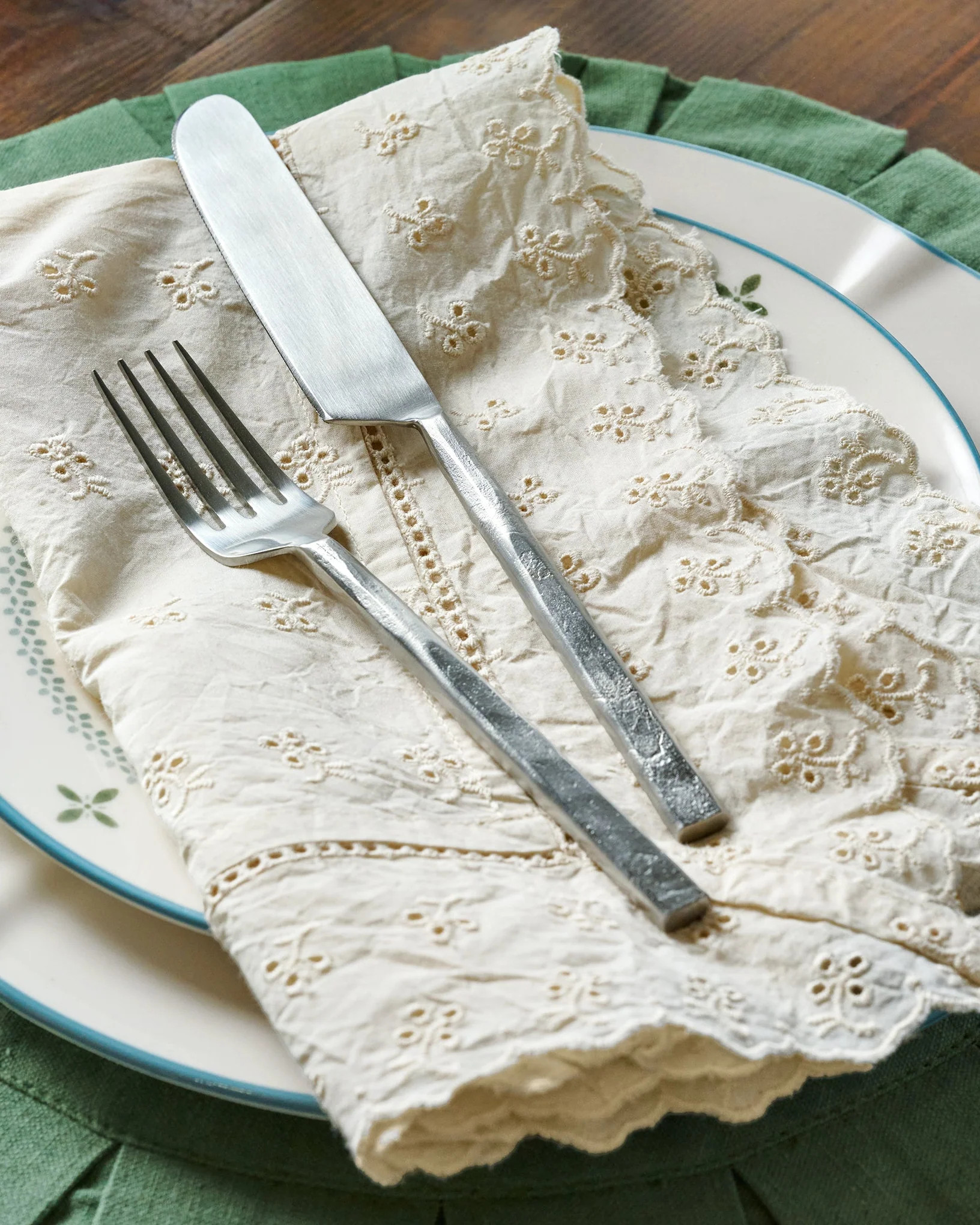 Antique White Eyelet Napkin Set of Four | Magnolia