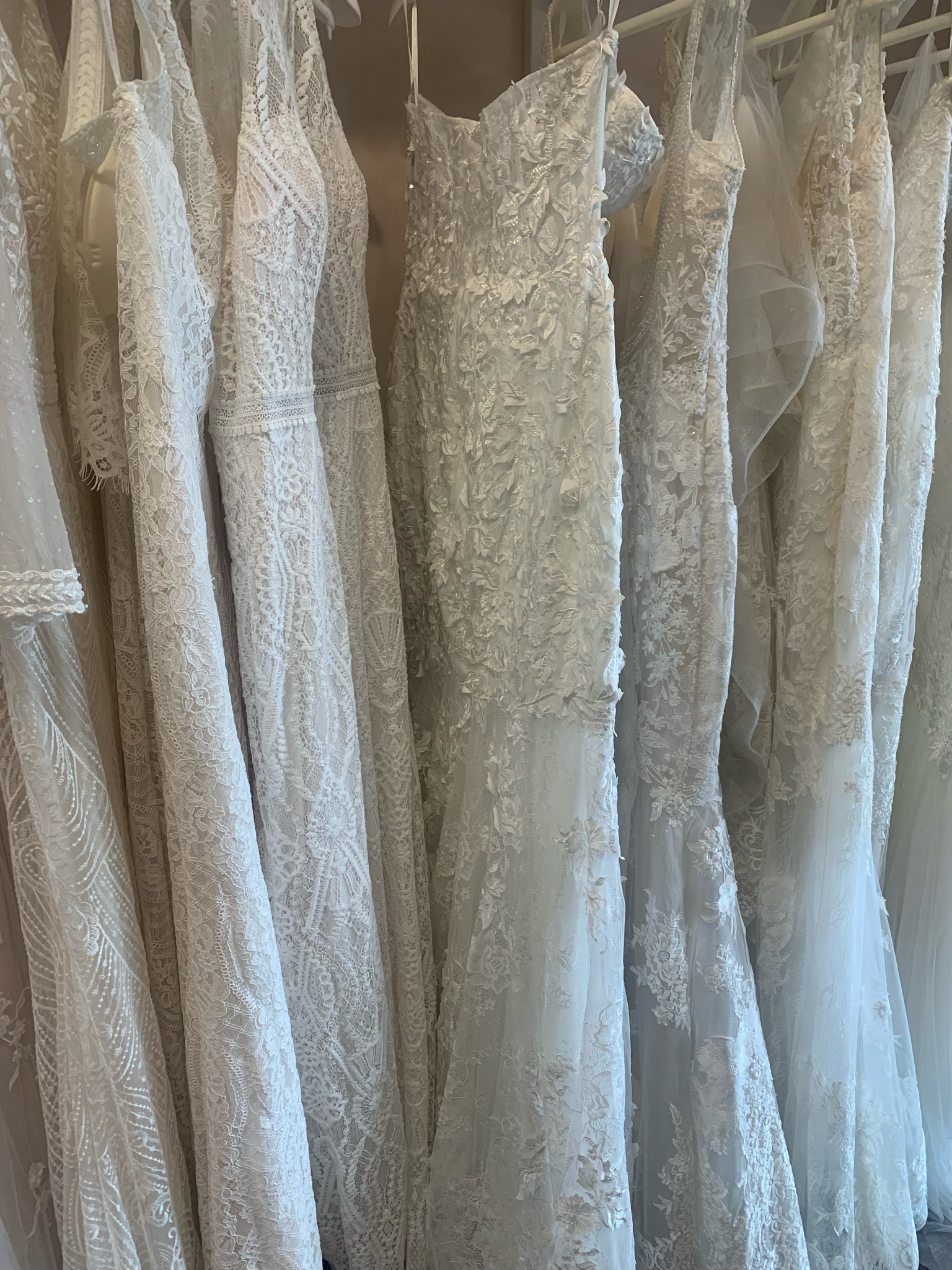 Bridal accessories 🤍👰‍♀️


#LTKwedding