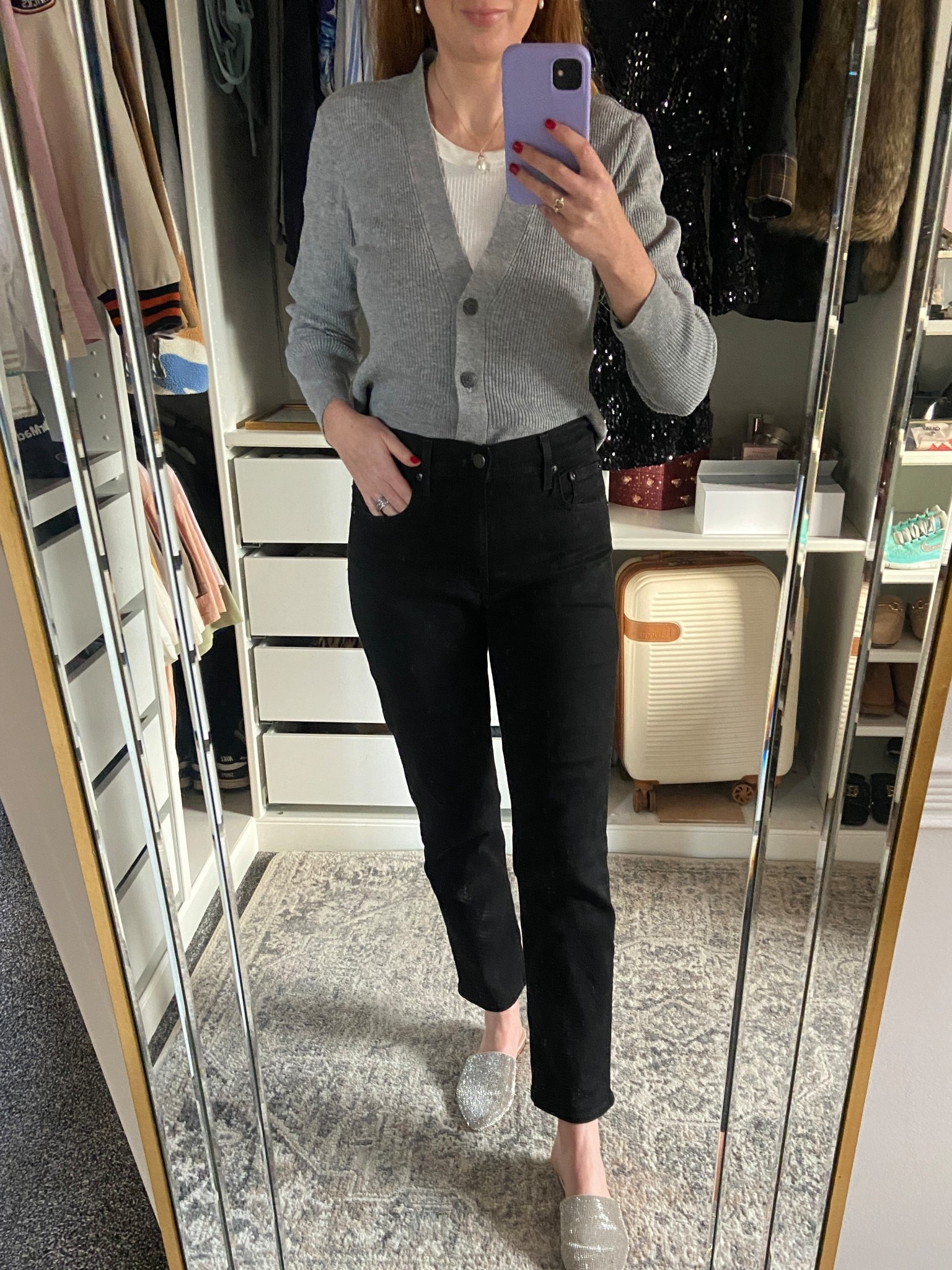 Keeping it simple and chic this autumn with my go-to black jeans and a soft grey V-neck cardigan the kind of combo that never fails. I’ve been pairing it with silver pumps for a polished touch, or you could swap in black & white ballet flats for a more relaxed vibe. Perfect for coffee runs, office days, or low-key dinners. 🩶🖤☕️ black jeans, black jeans outfit, autumn outfits, grey cardigan 

🩶 Tap to shop these timeless wardrobe staples.

#LTKSeasonal #LTKOver40 #LTKStyleTip