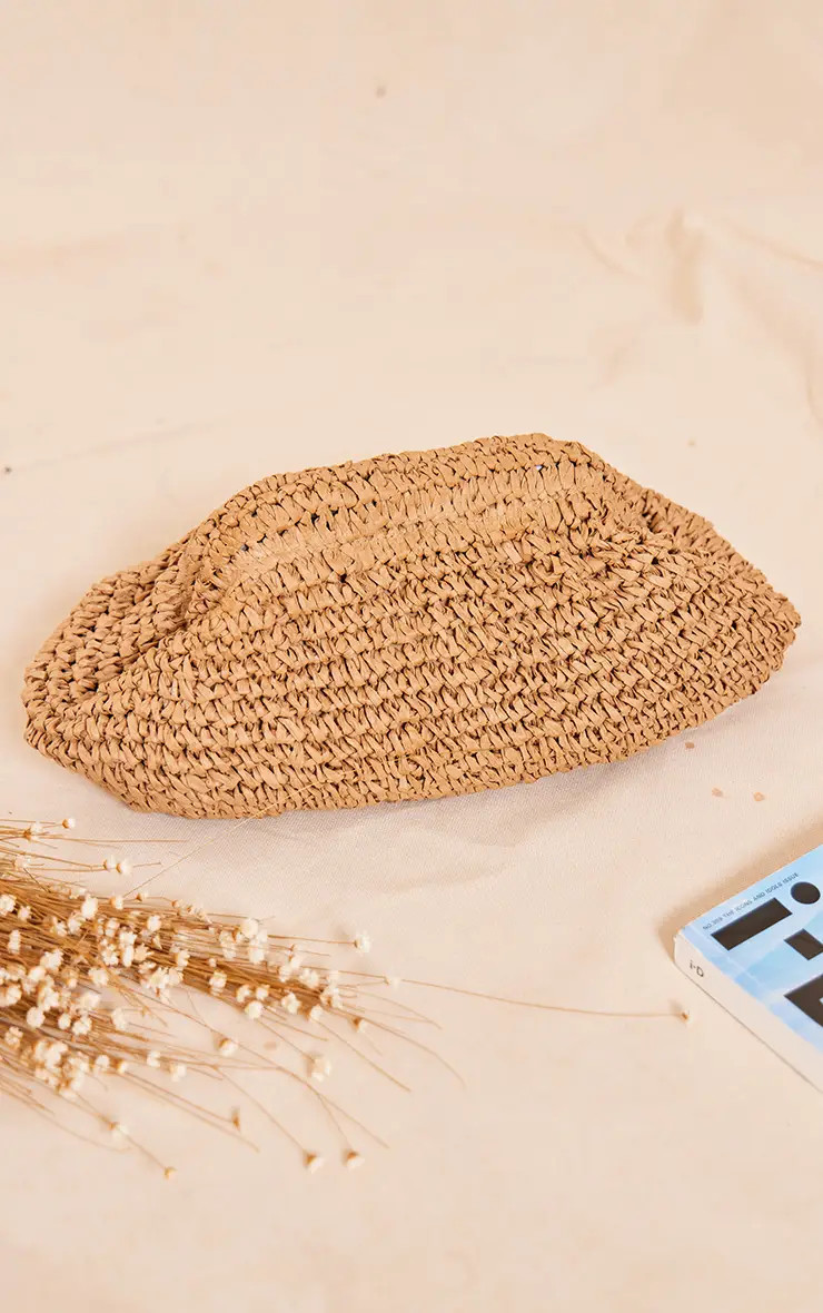 Natural Slouchy Raffia Clutch | PrettyLittleThing UK