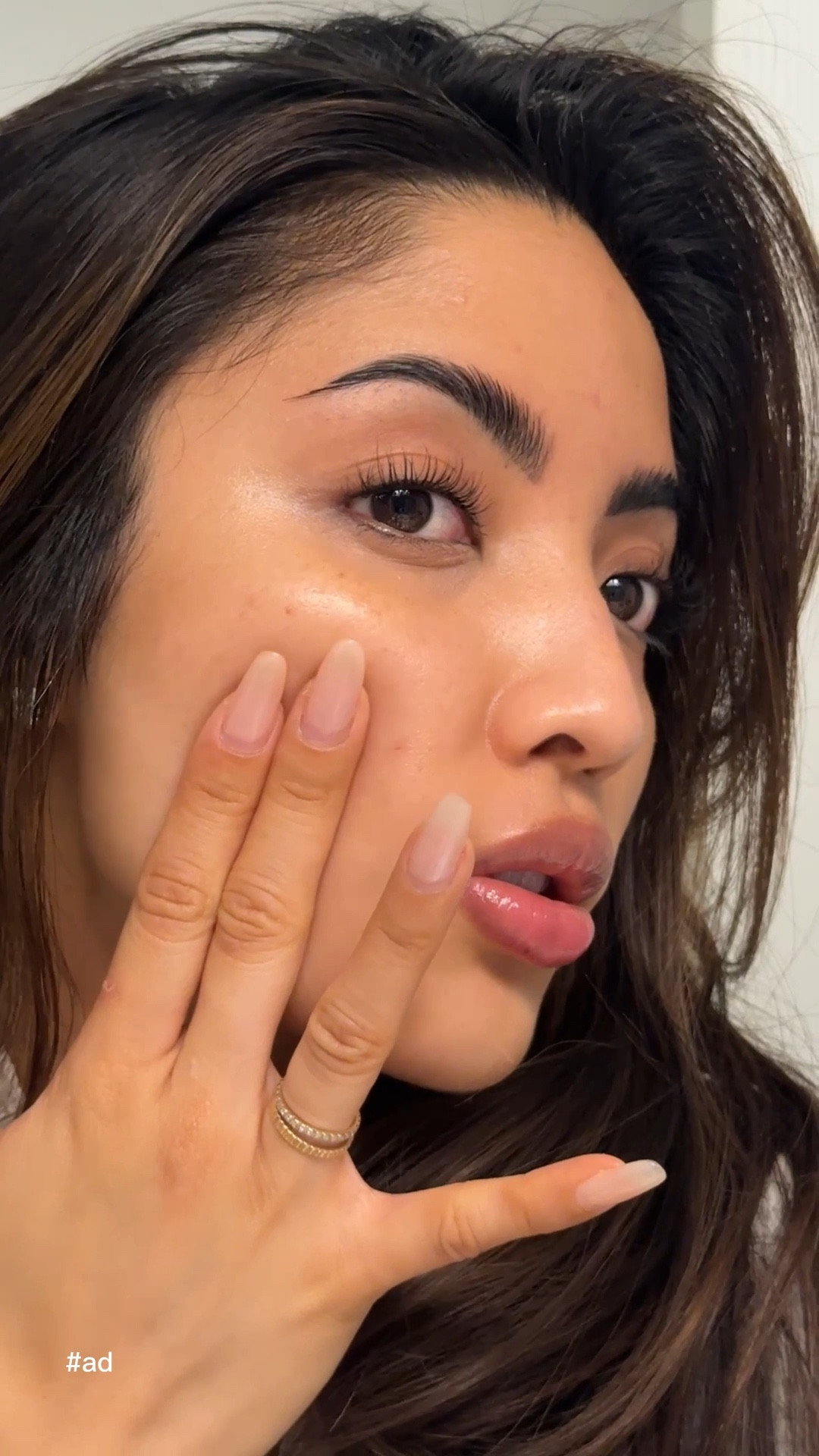 #Ad My jaw was on the floor the moment I saw @thayers released another product to their milky line! This new 80 Hour Milky Moisturizer is packed with ingredients that will improve your moisturizer barrier after just one use but somehow has the most perfectly  lightweight milky texture and just feels like a dream! 😍✨🤍 It’s available right now at @target! #thayerspartner
#targetstyle #target #targetpartner @shop.ltk #liketkit