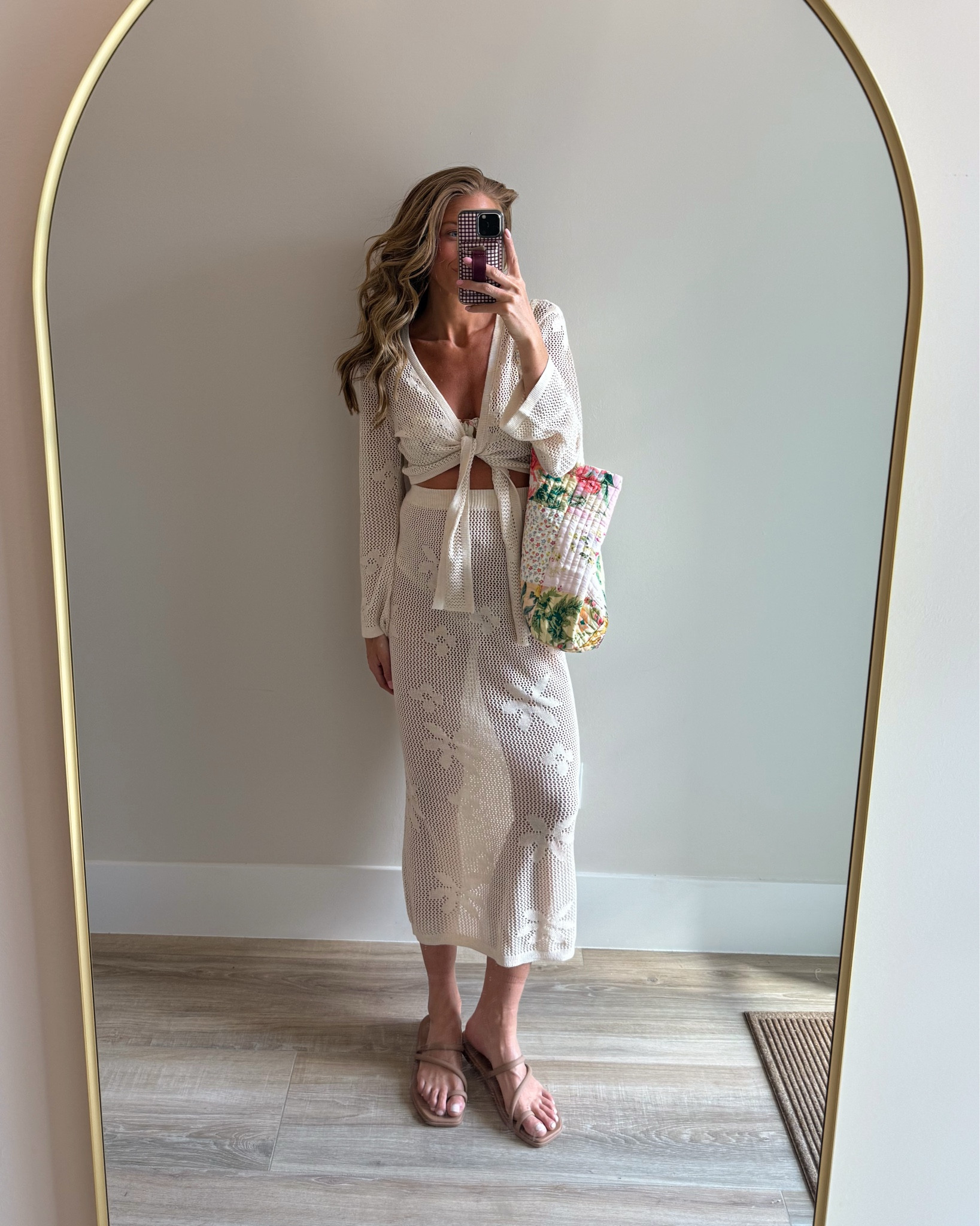 Coverup: runs tts size medium 
Swimsuit: Top runs tighter so sized up and bottoms run tts. Full coverage too
Bag is not linkable but from Erin Made


Resort wear, vacation outfit, pool coverup, beach coverupp

#LTKTravel #LTKBump #LTKootd