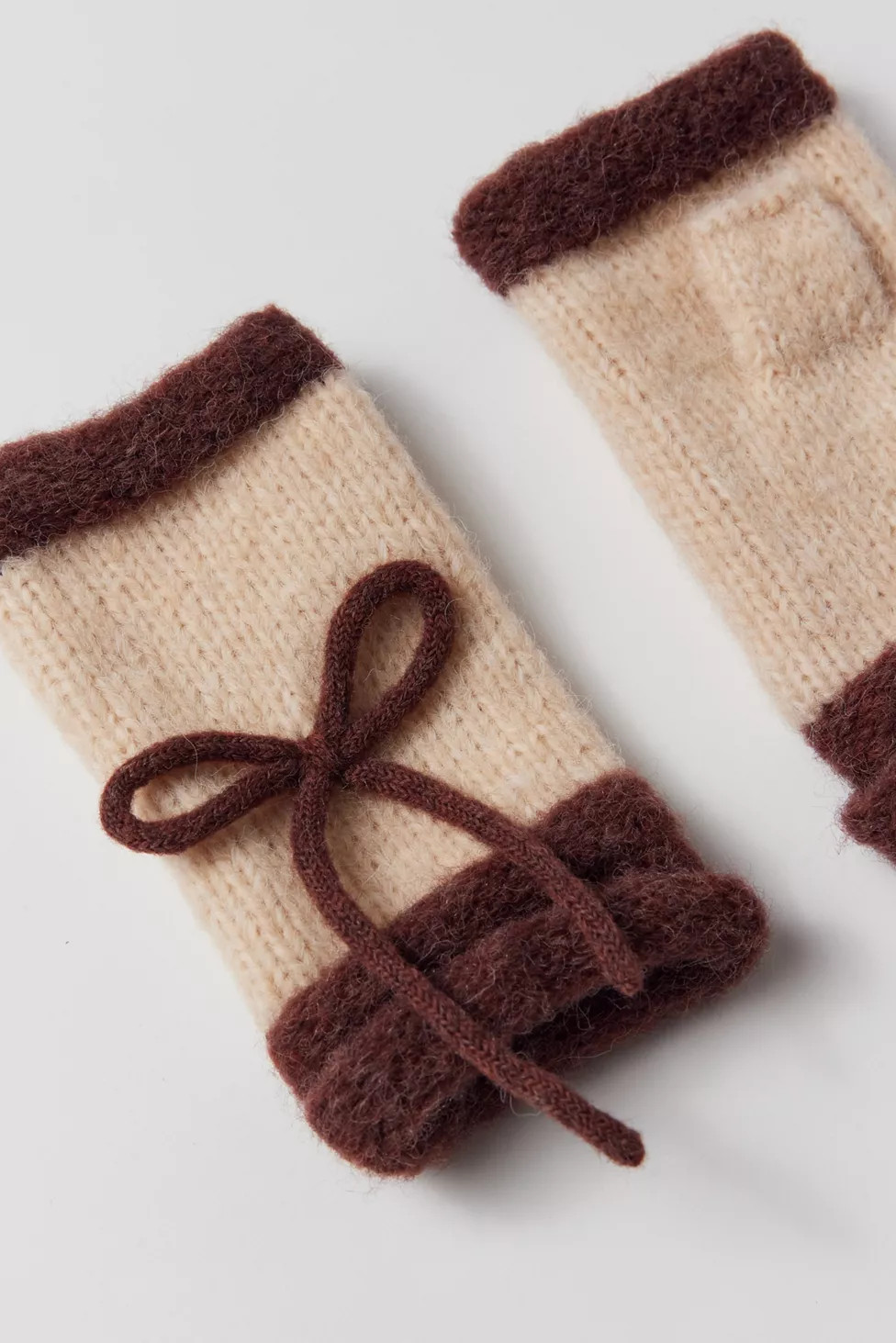 Gretch Bow Fingerless Glove | Urban Outfitters (US and RoW)