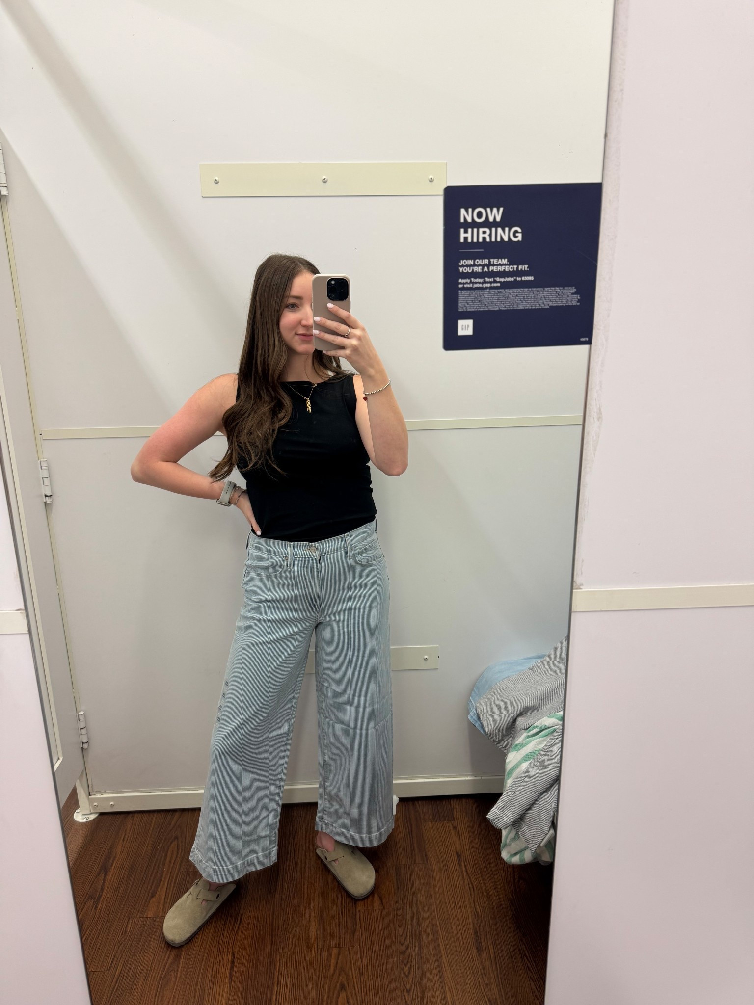 Gal Outfit #stripedjeans #gap #denim #pants #tanktop #sale

#LTKSpringSale #LTKFindsUnder50 #LTKStyleTip