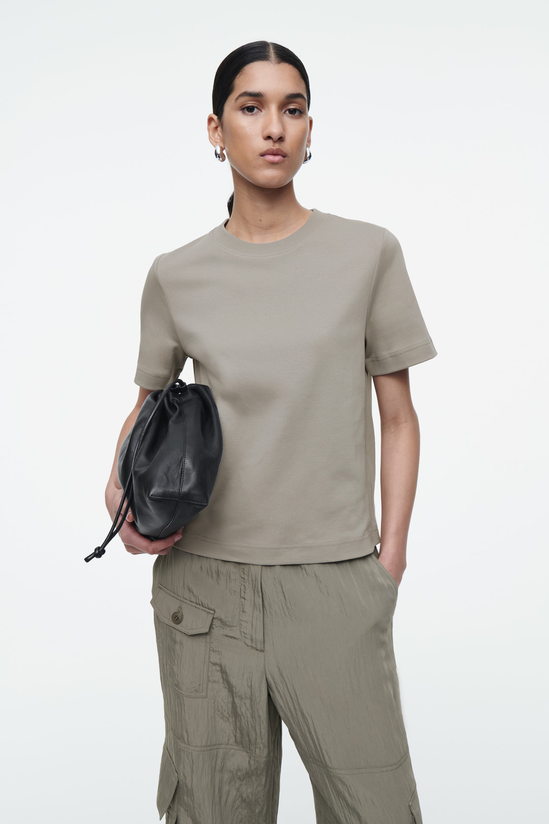 CLEAN CUT T-SHIRT - KHAKI | COS (AU)
