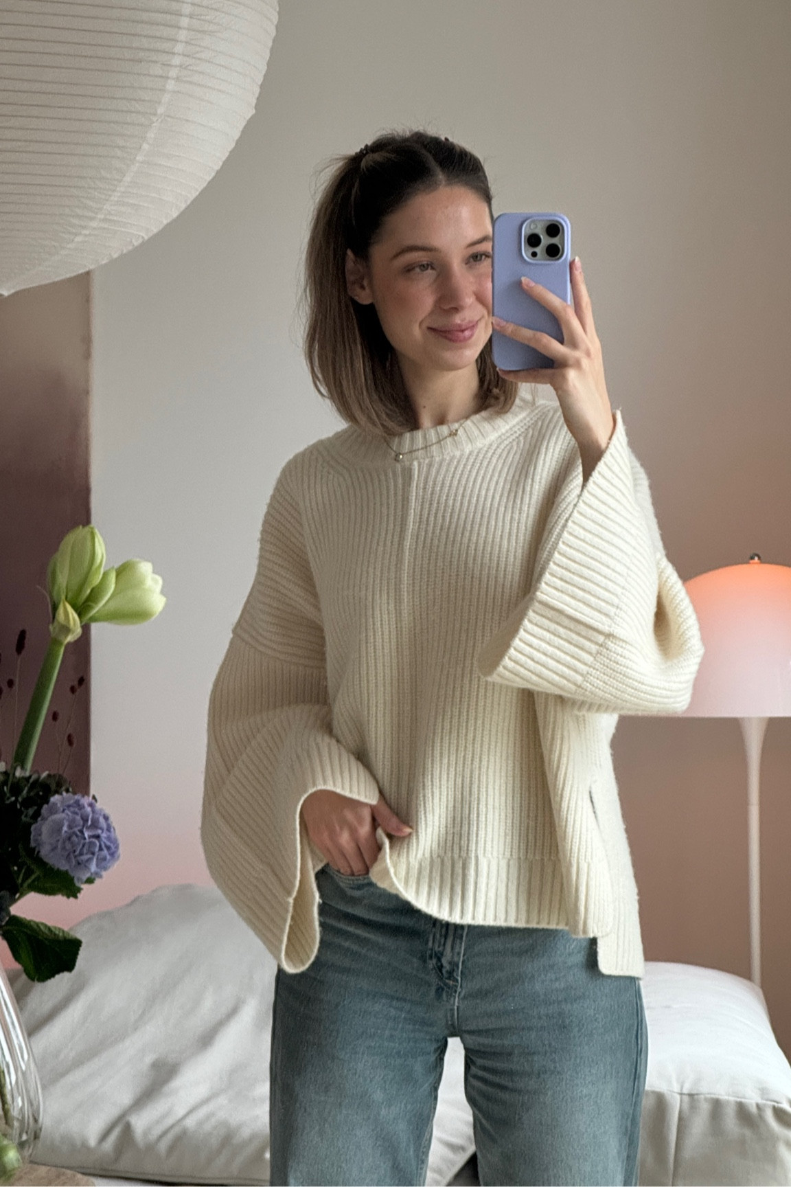 when the cozy season hits #sweatertime 


#LTKstyletip #LTKSeasonal