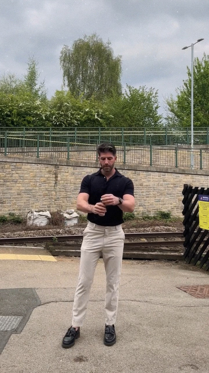 He did in fact, make the train okay that night. 

Outfit Suit Supply

#style #menswear #mensfashion

#LTKuk #LTKsummer #LTKmens