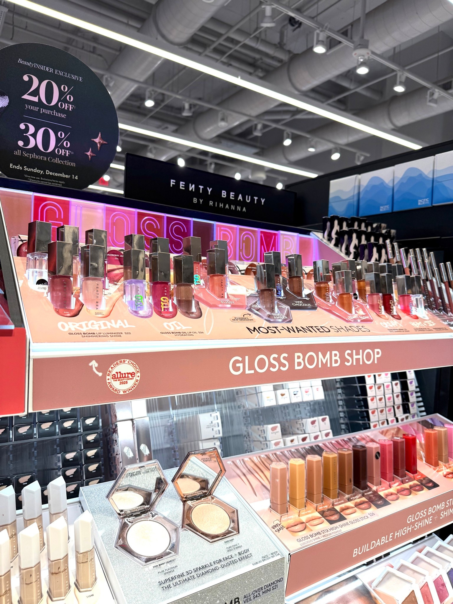 20 % off Fenty Beauty ! Obsessed with their gloss and highlighter 

#LTKHoliday #LTKBeauty #LTKGiftGuide