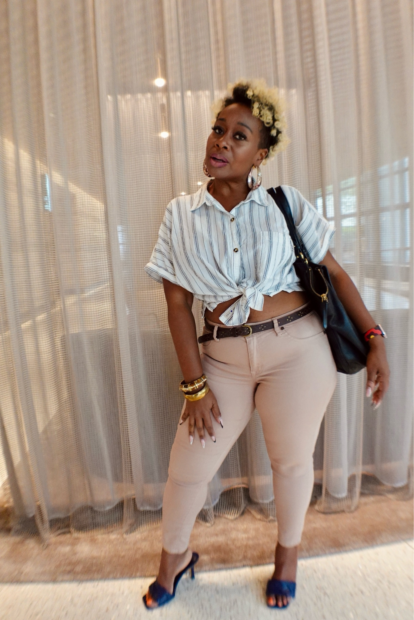 Lucky Brand button shirt & blush denim! 

#LTKStyleTip #LTKFindsUnder50